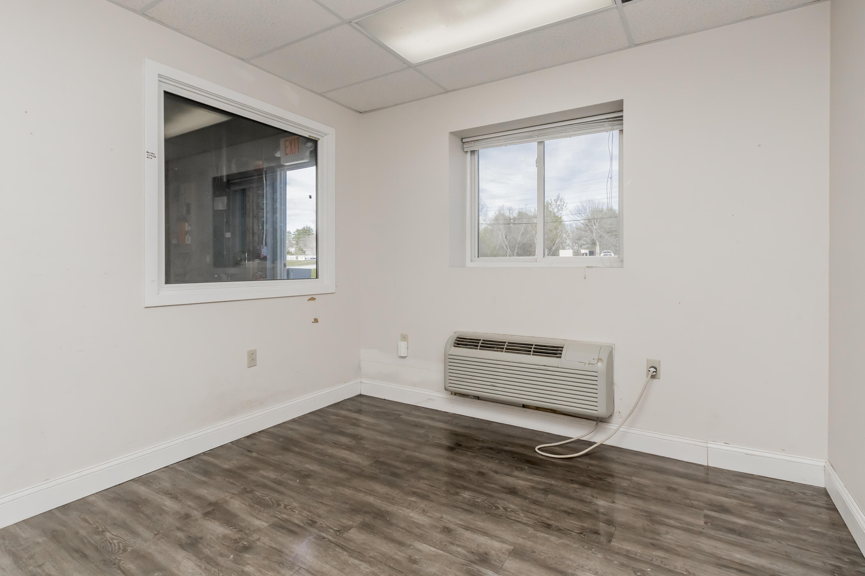 2 Lincoln Avenue, 8