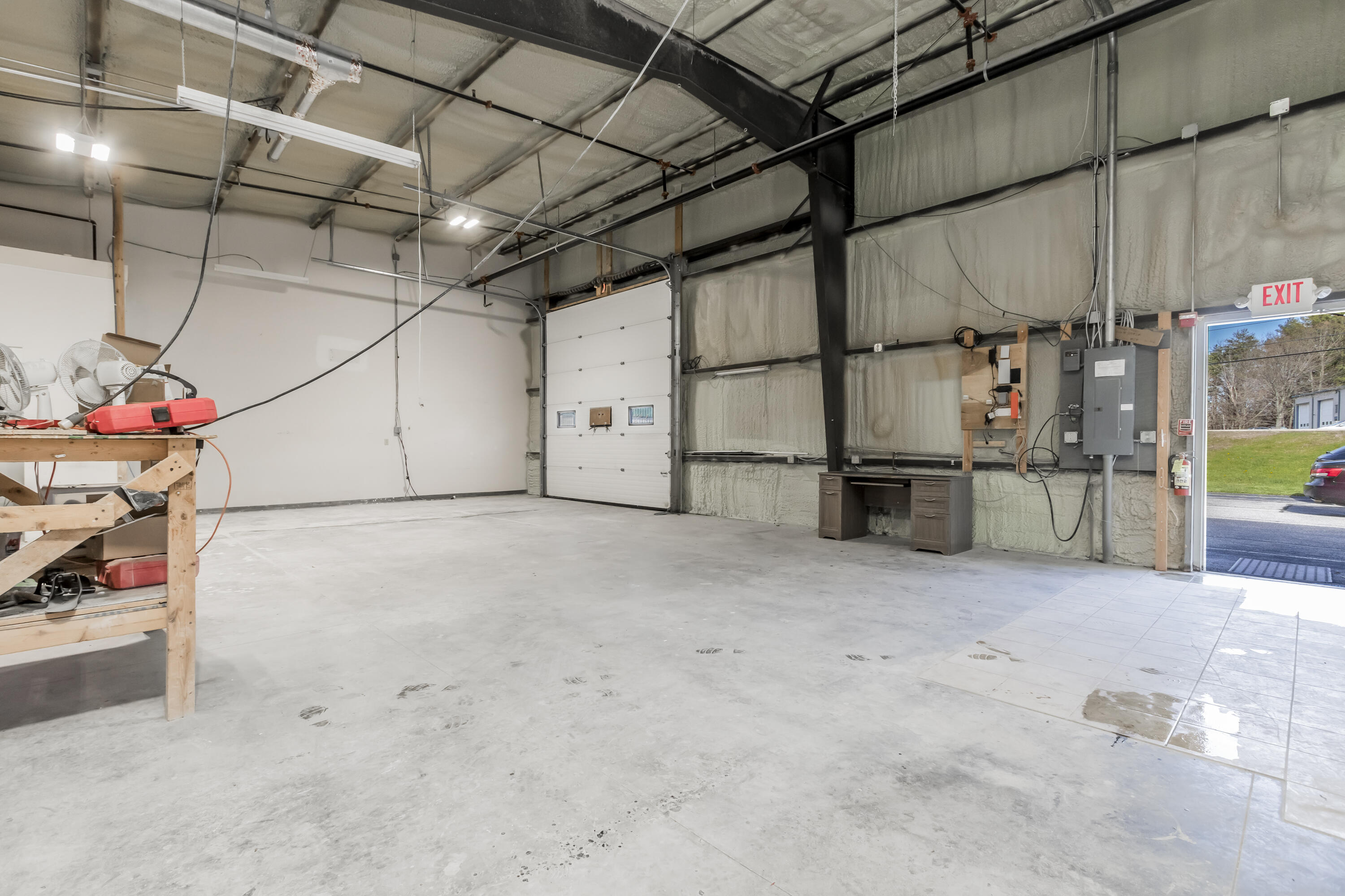2 Lincoln Avenue, 8
