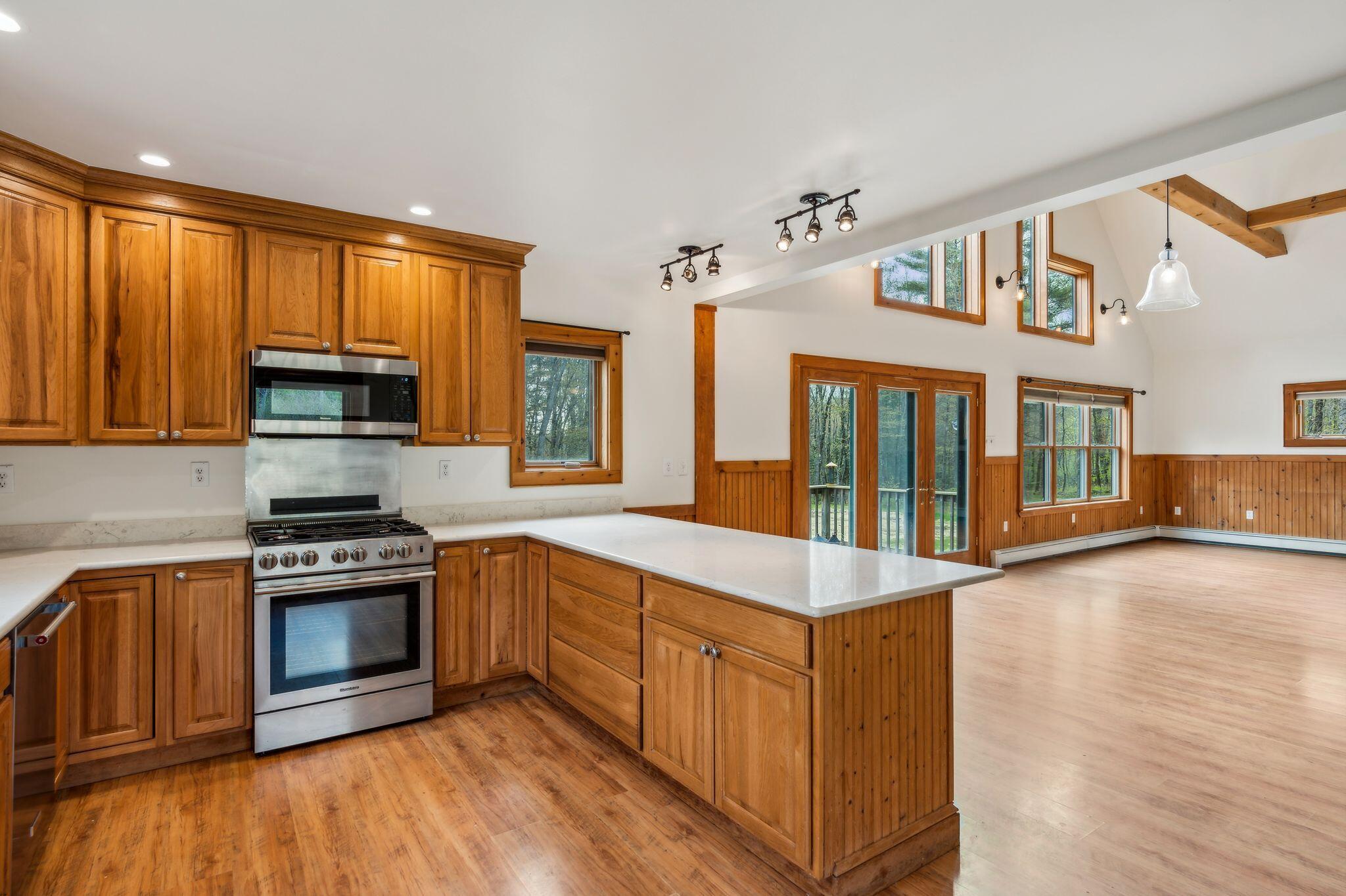 686 Lake House Road
