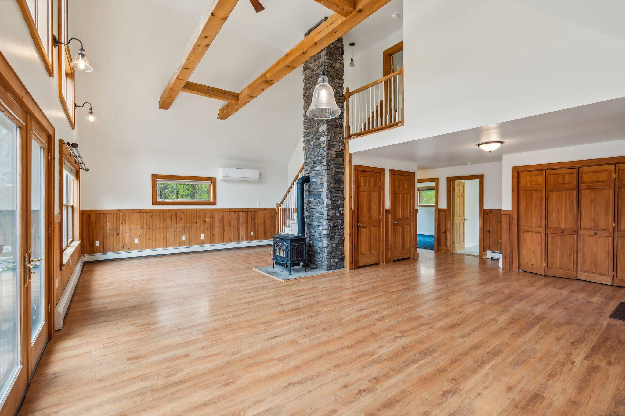 686 Lake House Road