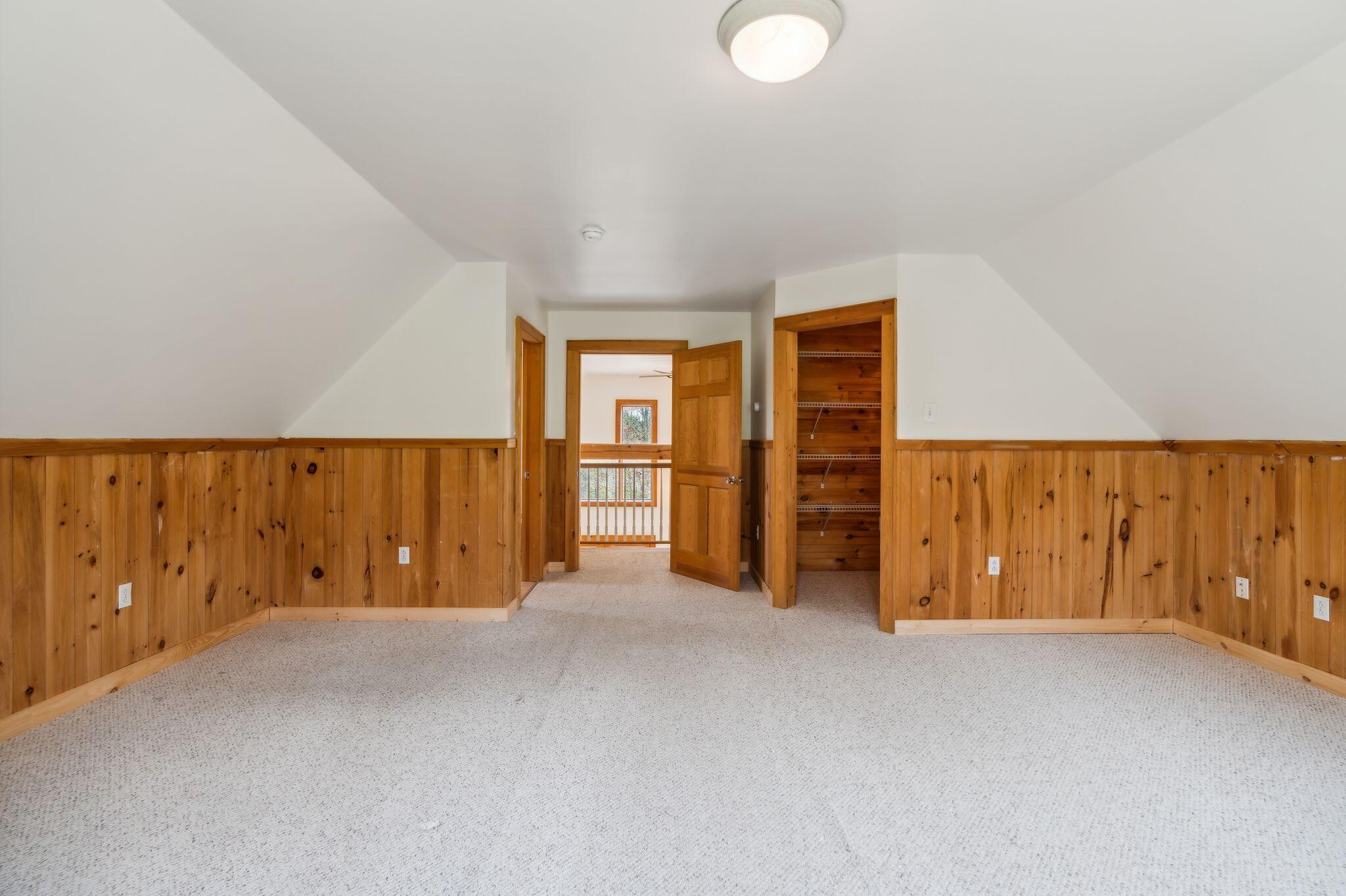 686 Lake House Road