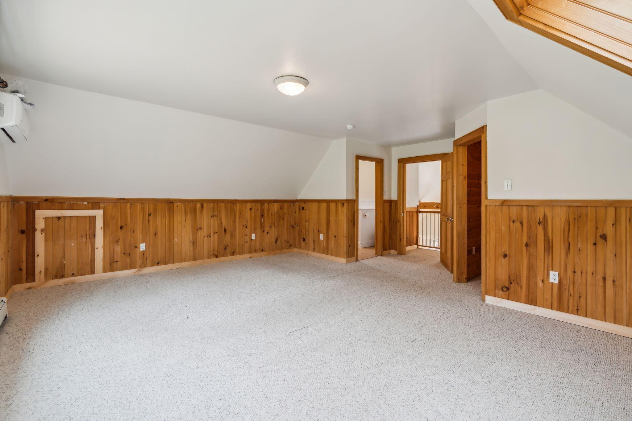 686 Lake House Road