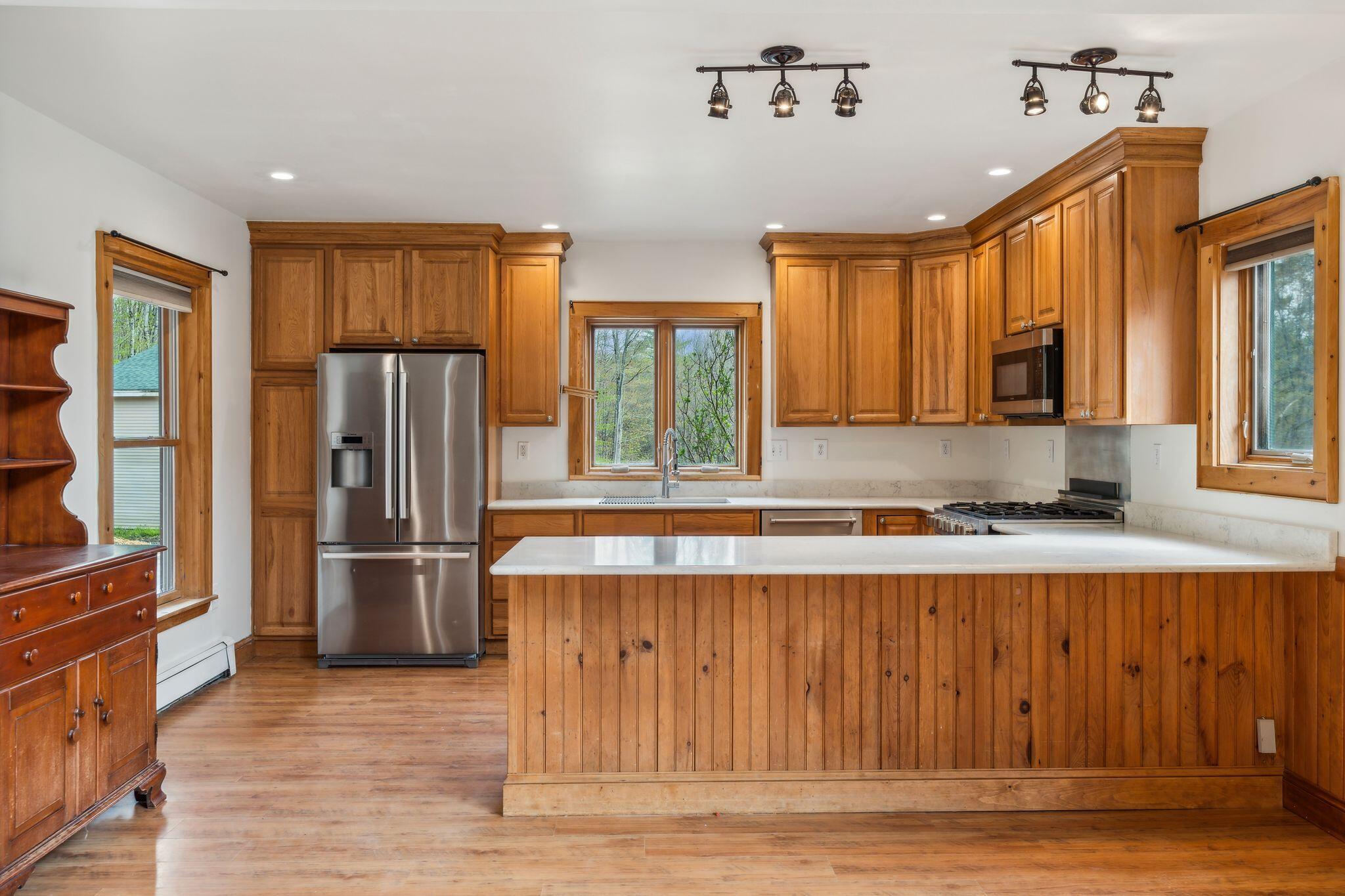 686 Lake House Road