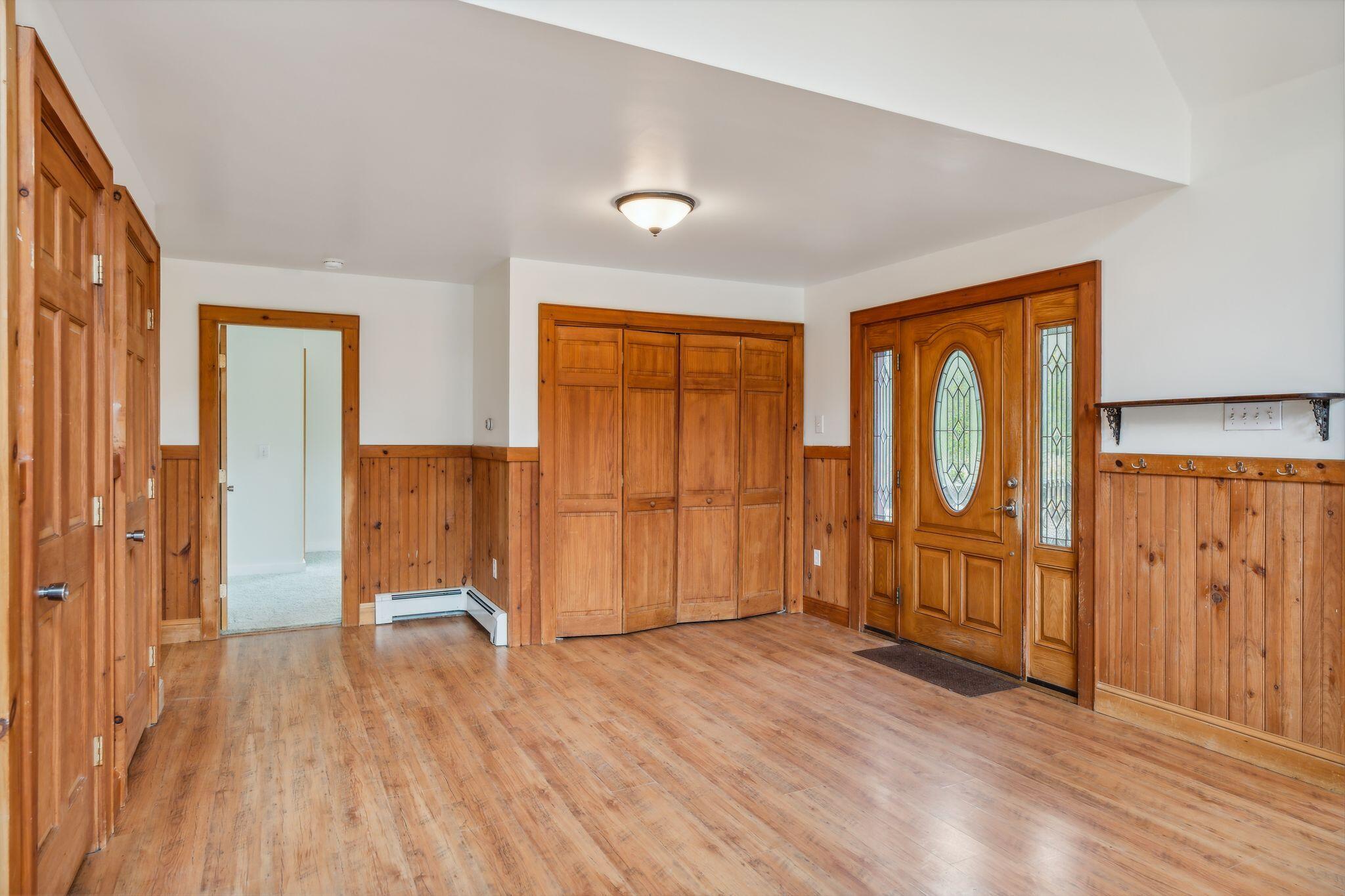 686 Lake House Road