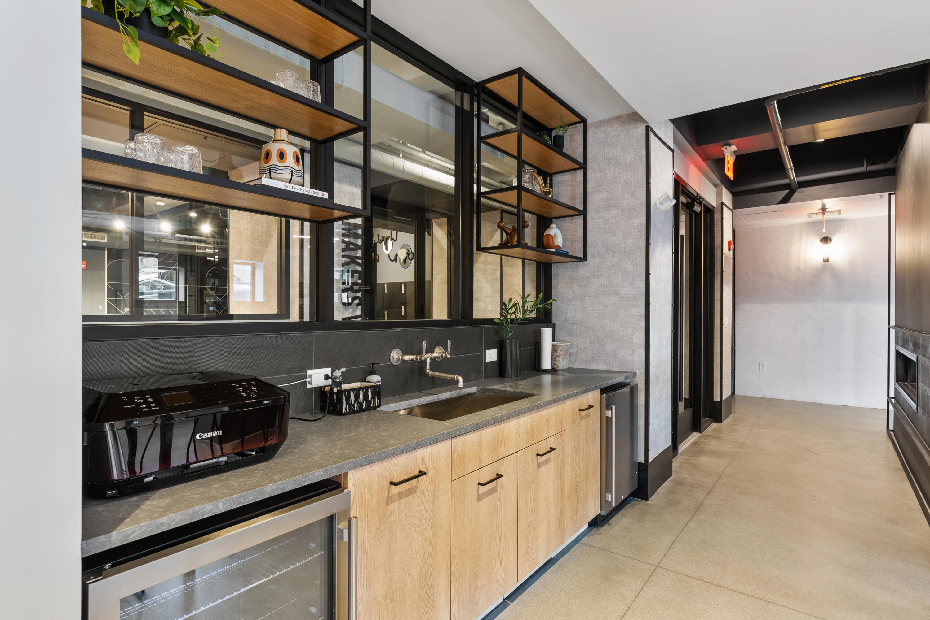 75 Chestnut Street, 501