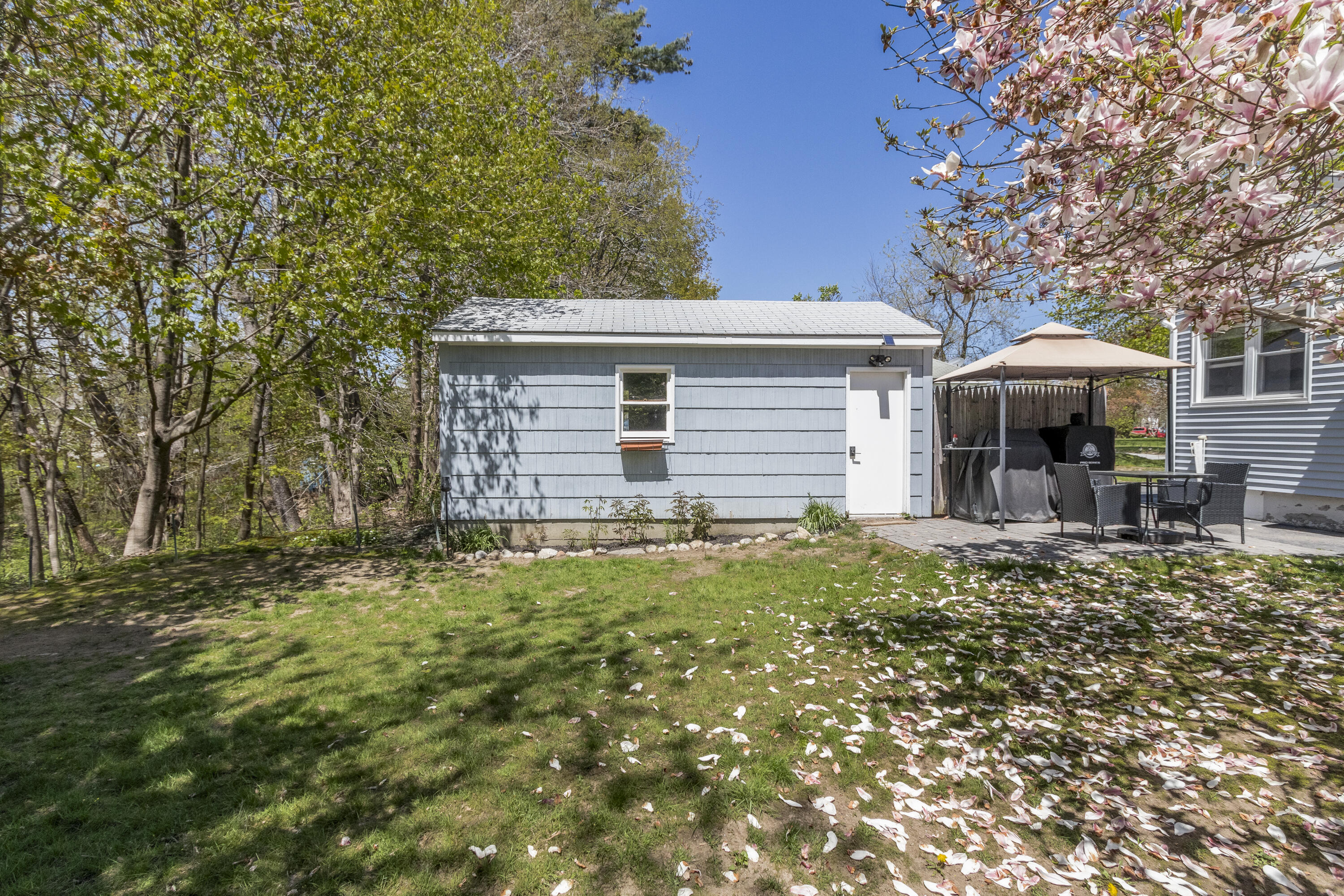 27 Arlington Avenue