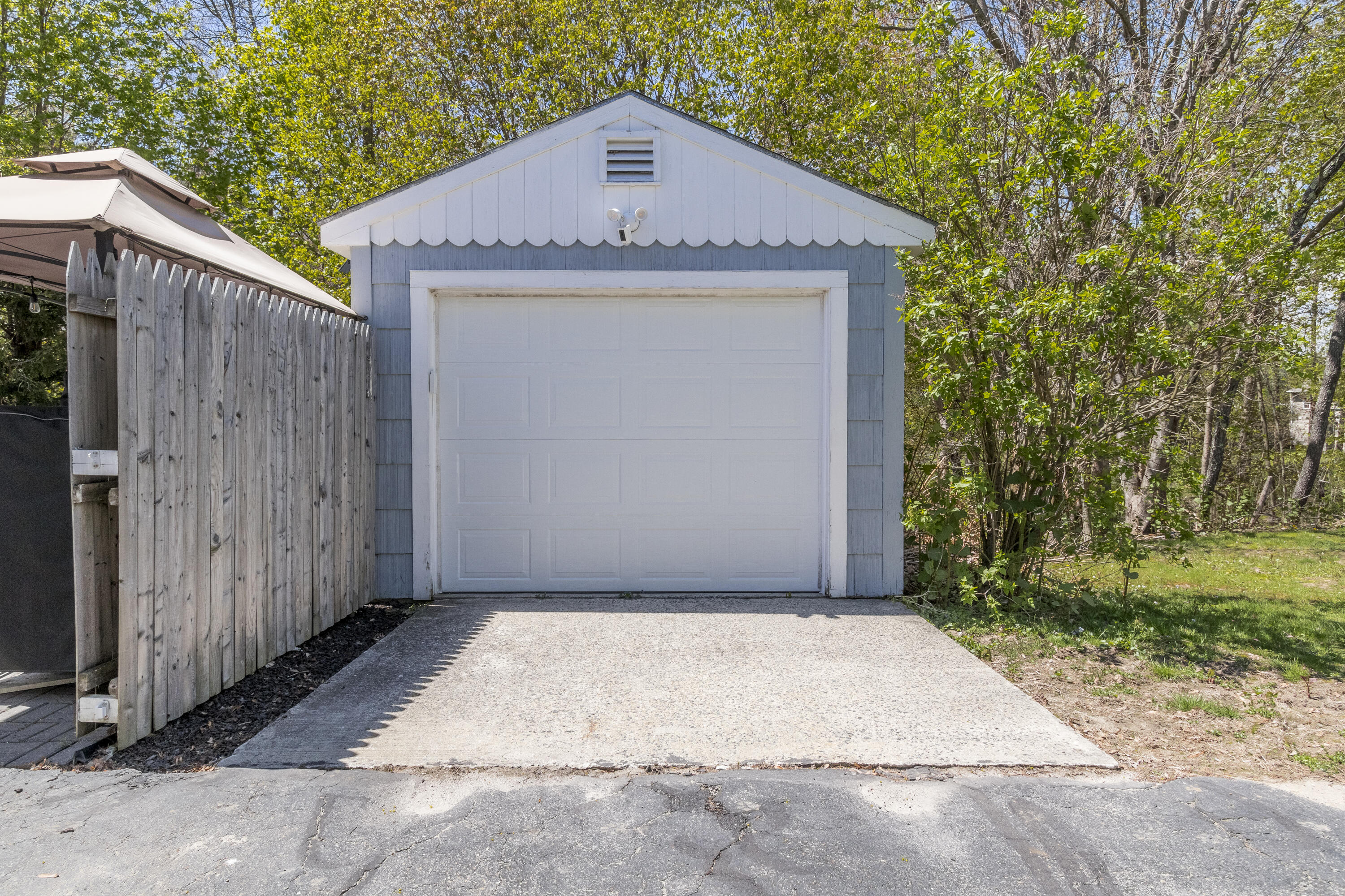 27 Arlington Avenue