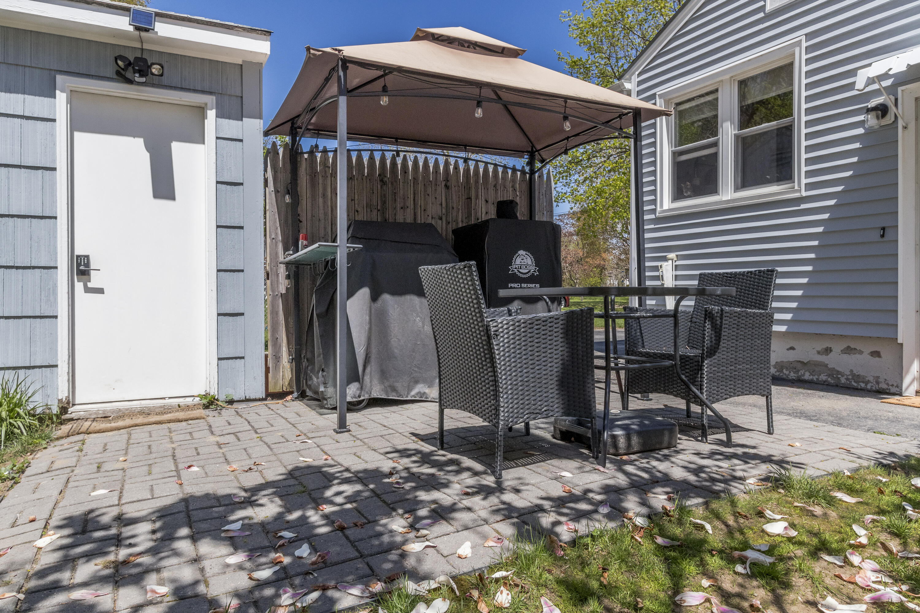 27 Arlington Avenue