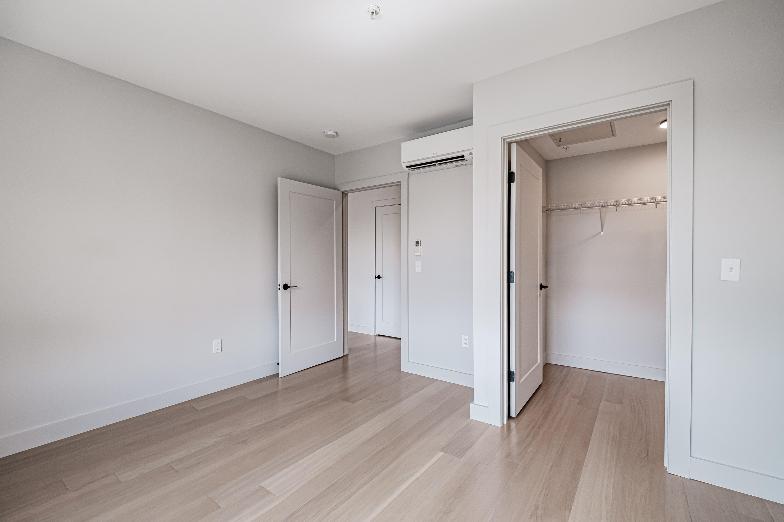 75 Chestnut Street, 605