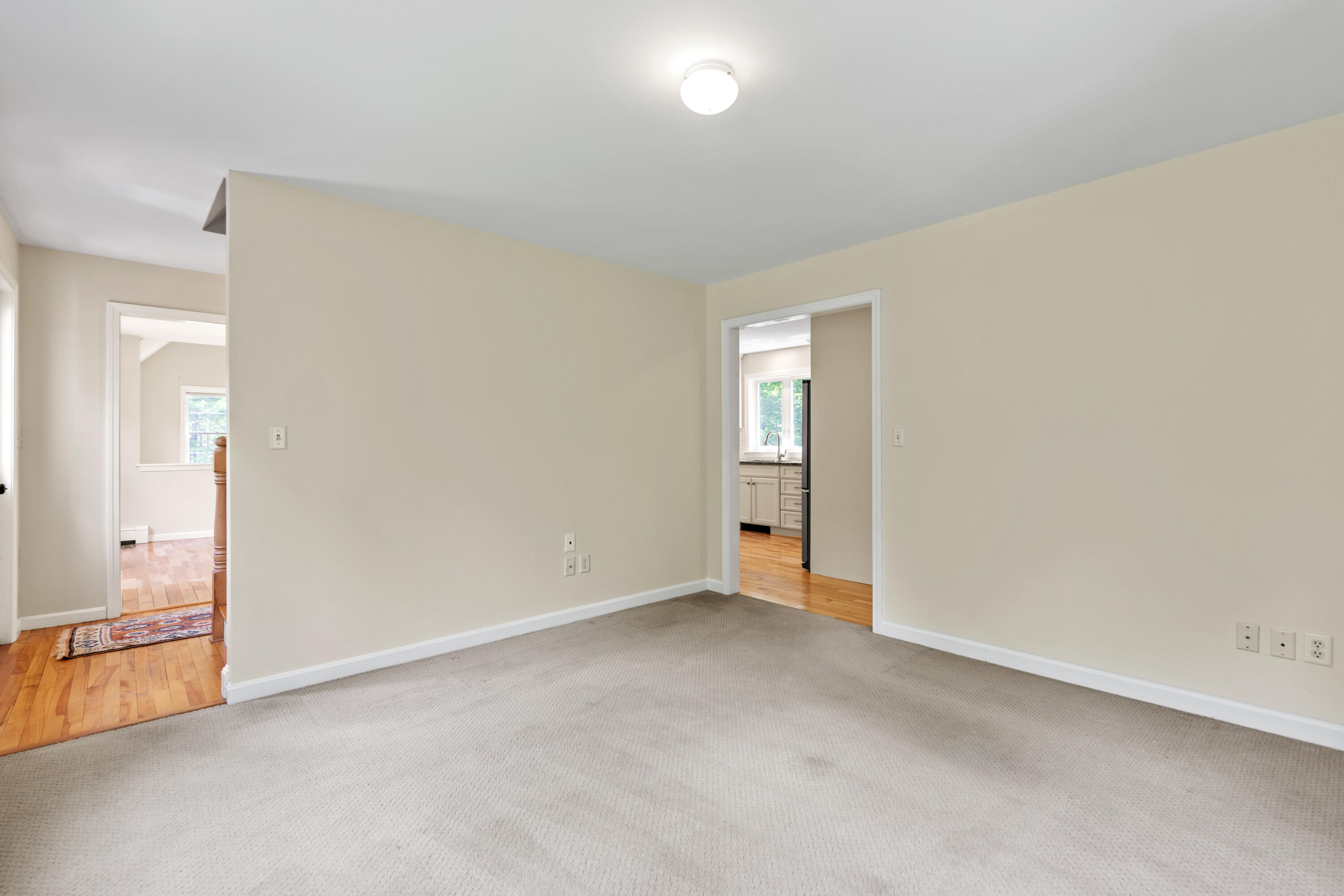 21 Wyman Way
