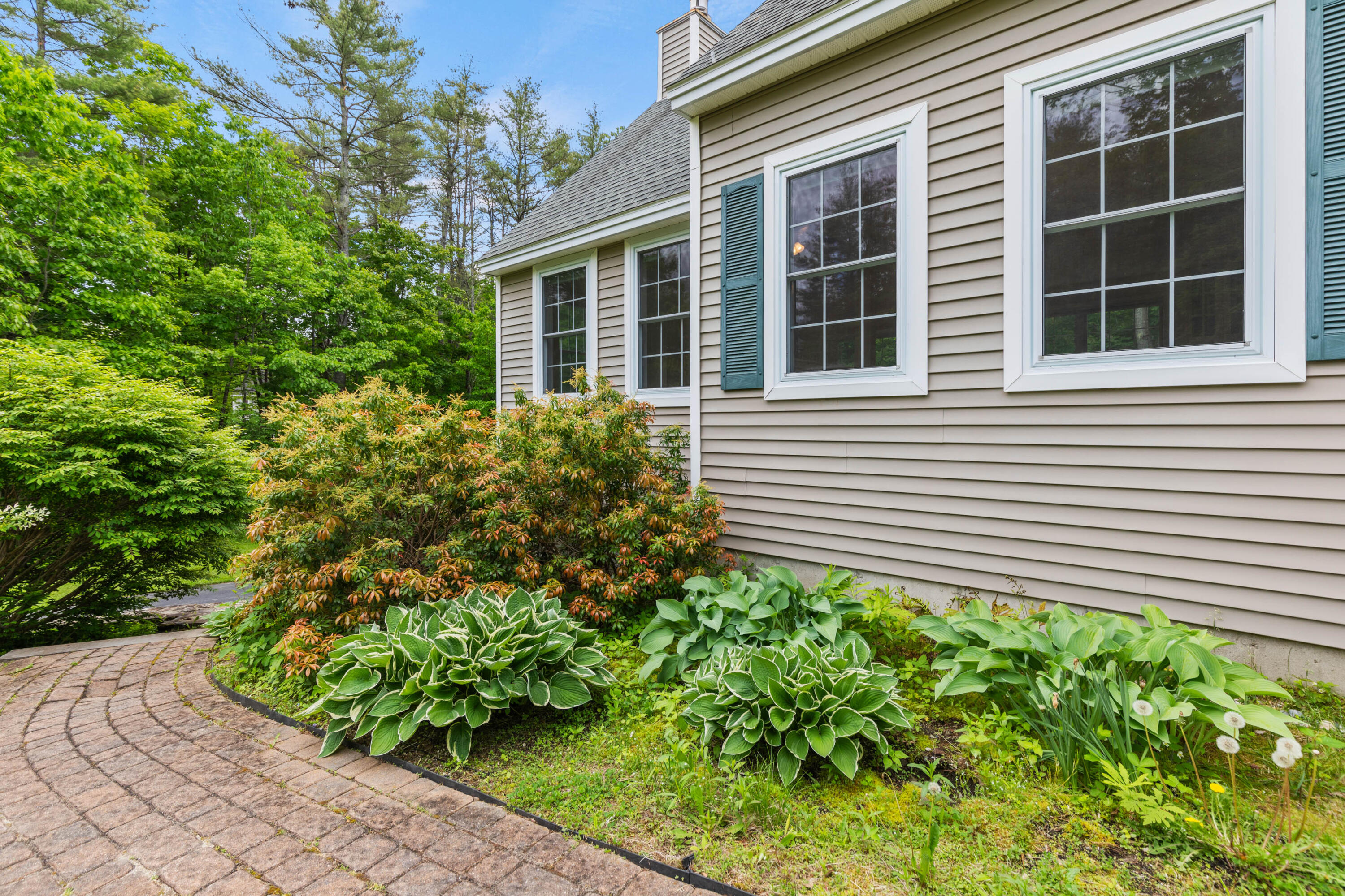 21 Wyman Way