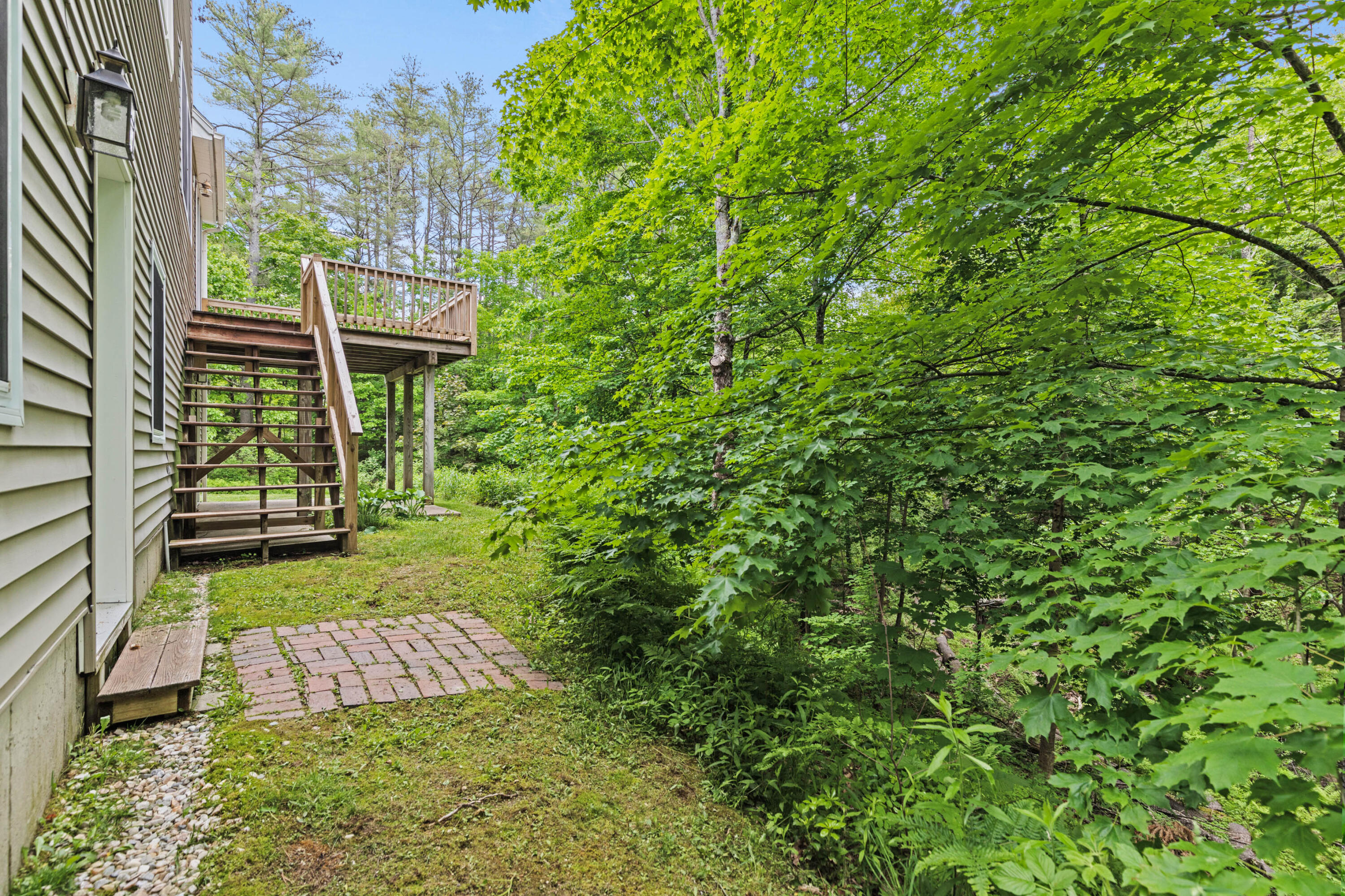 21 Wyman Way