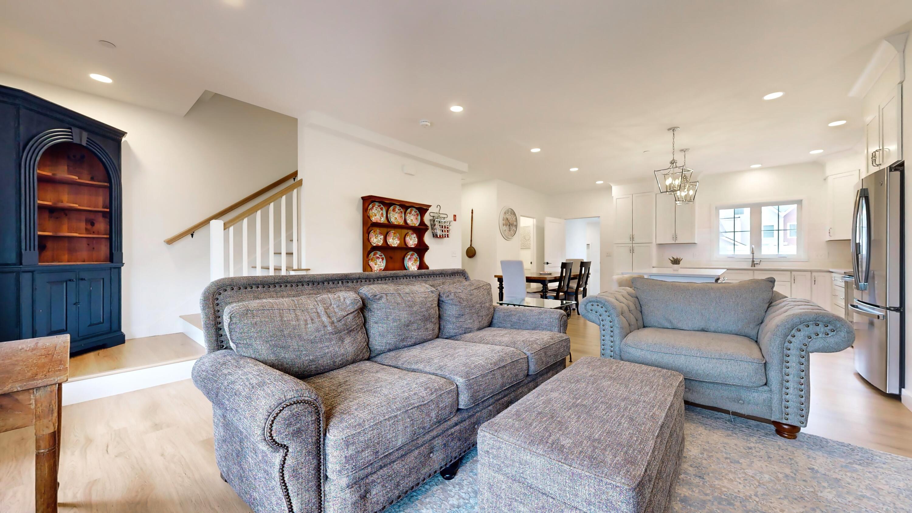 18 Pacer Way, C-2B