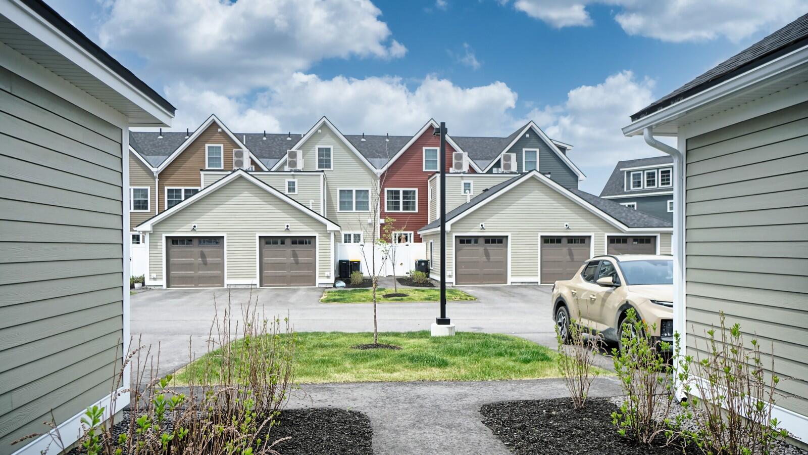 18 Pacer Way, C-2B