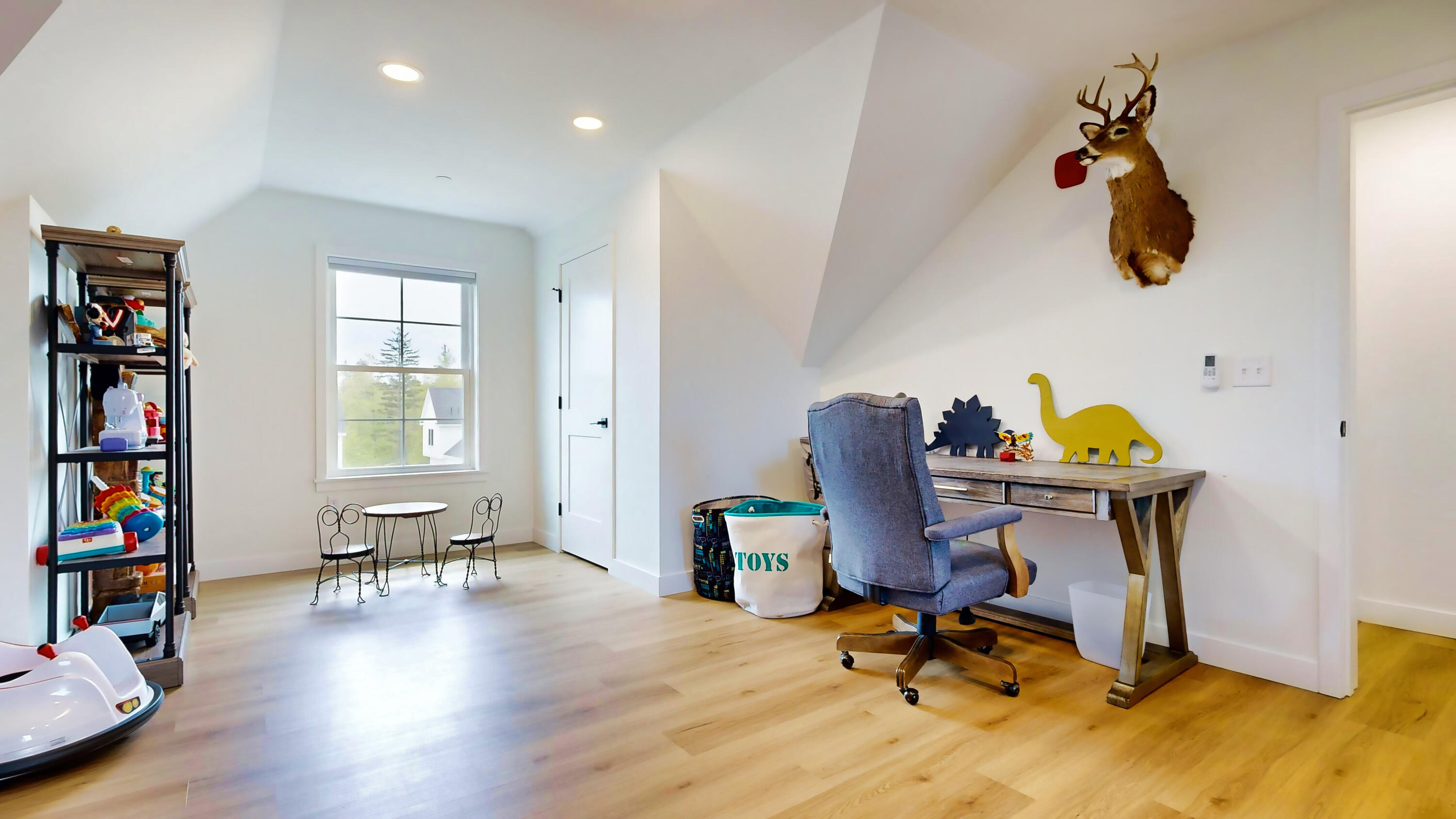18 Pacer Way, C-2B