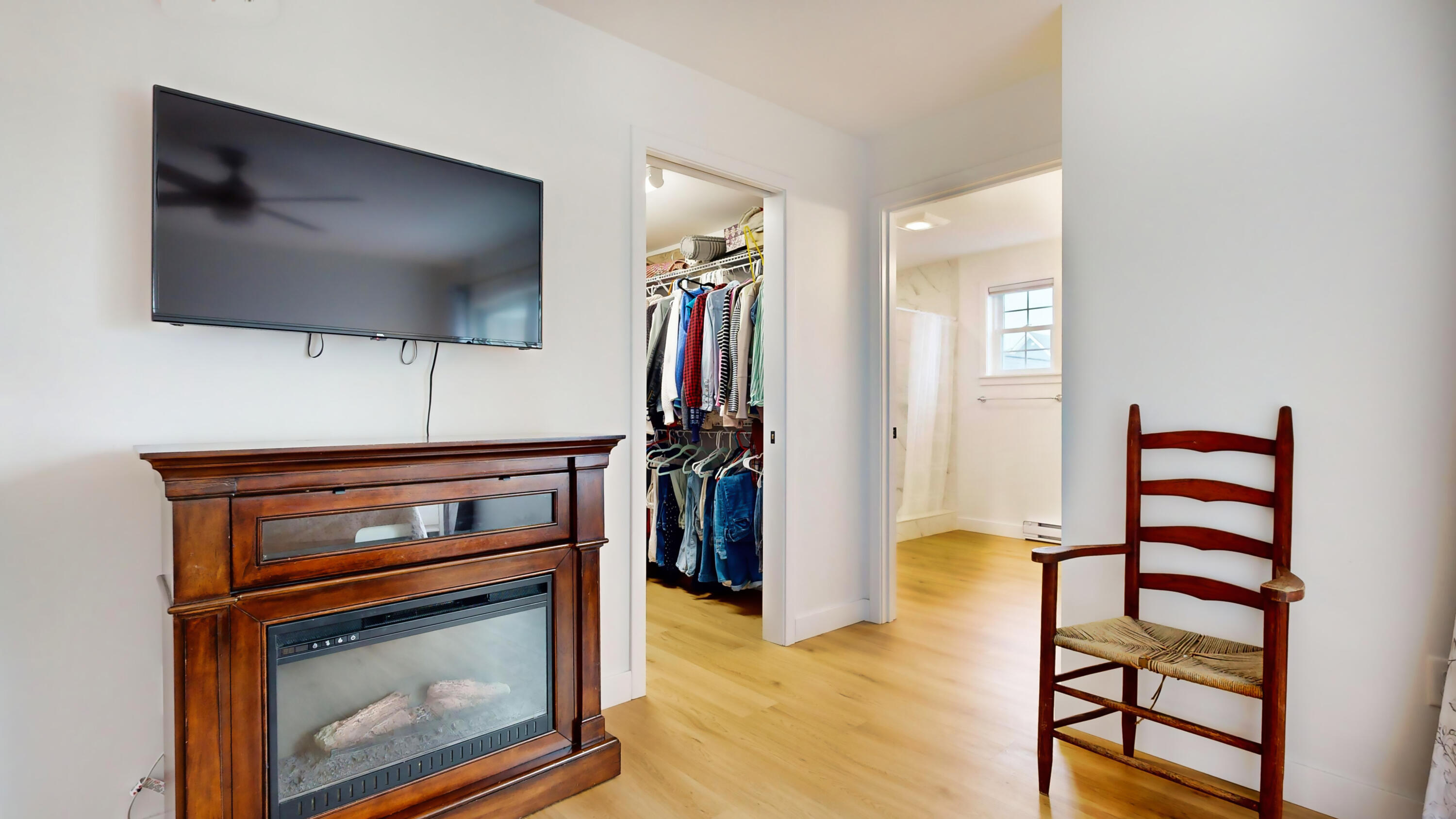 18 Pacer Way, C-2B