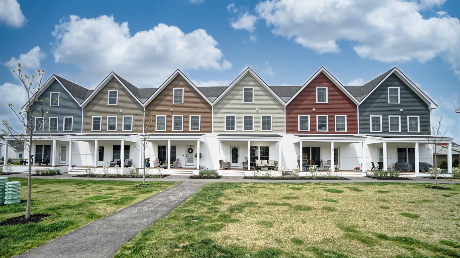 18 Pacer Way, C-2B