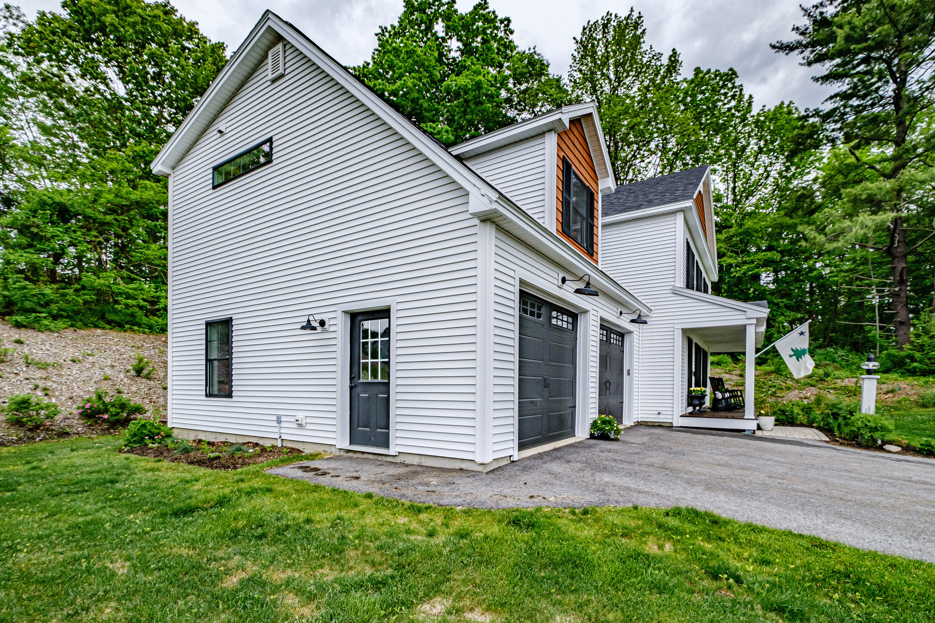 8 Tyler Drive, 32