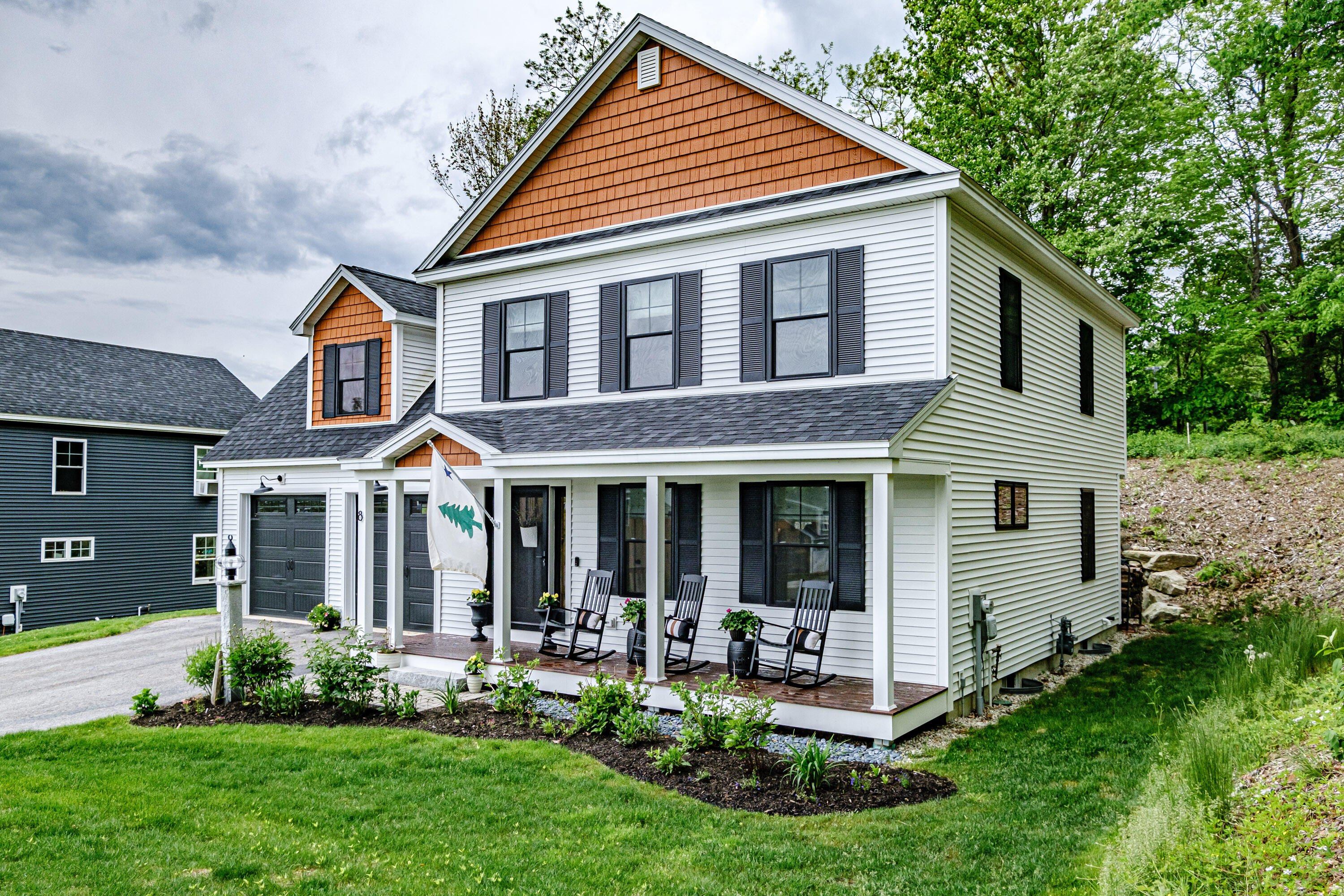 8 Tyler Drive, 32