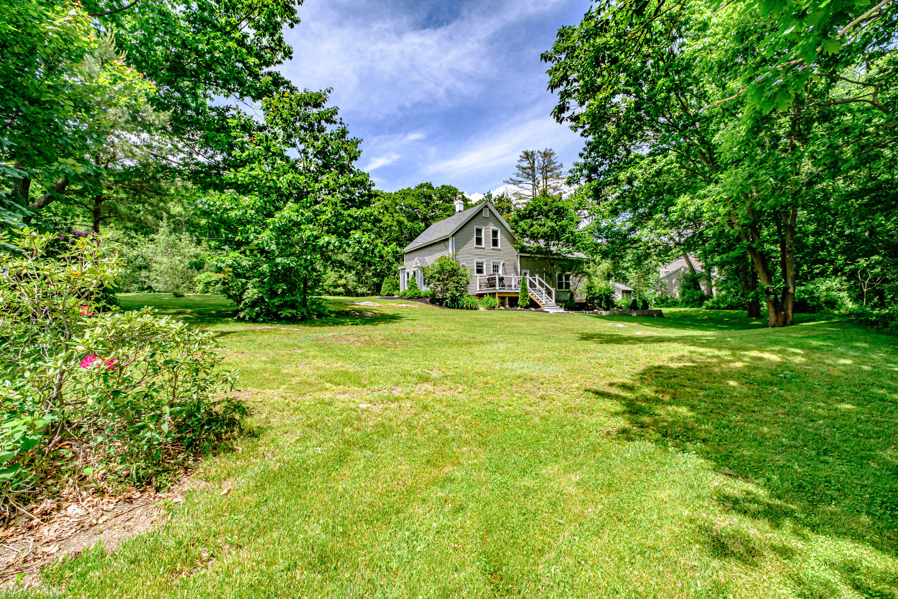 19 Ledgewood Drive