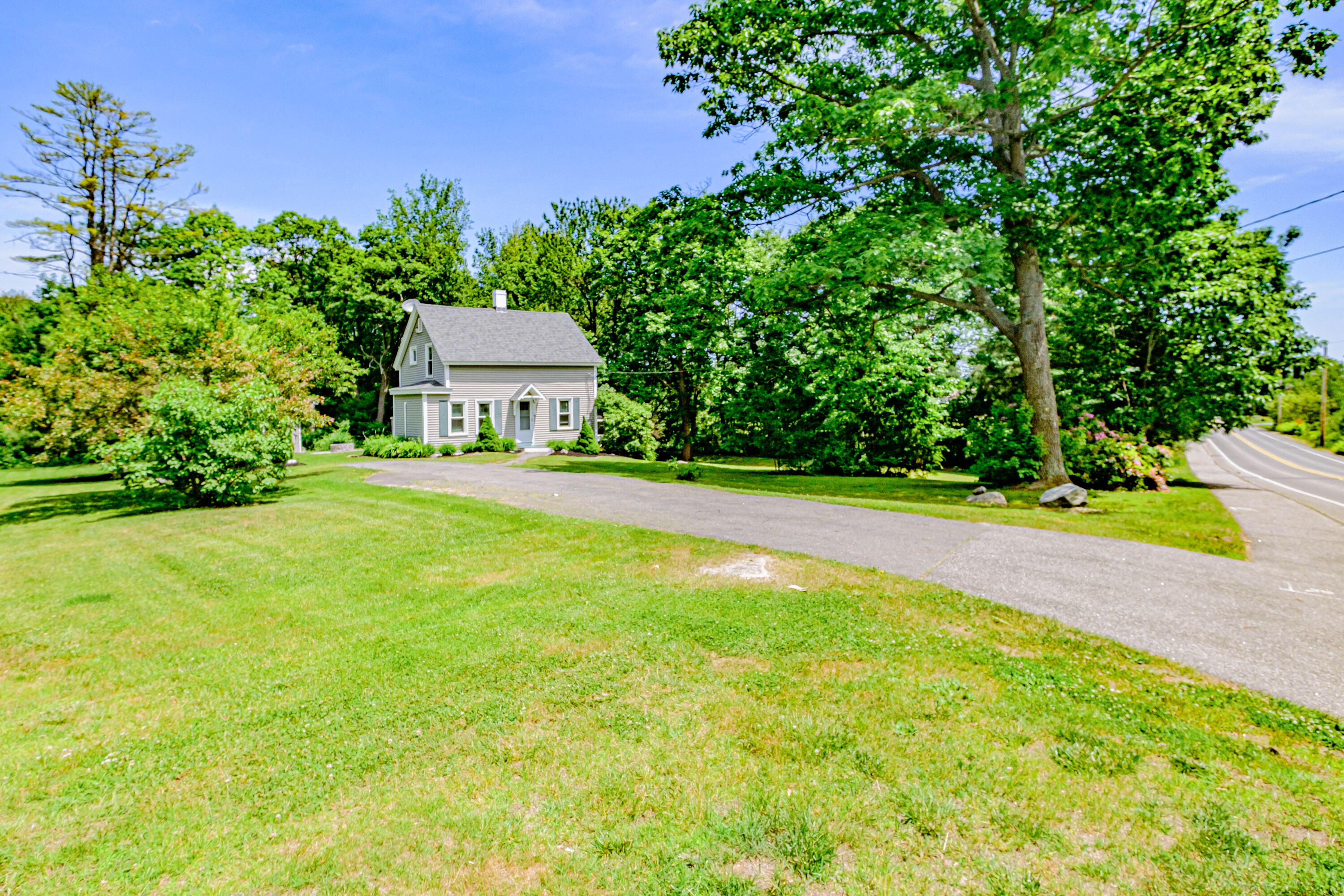 19 Ledgewood Drive