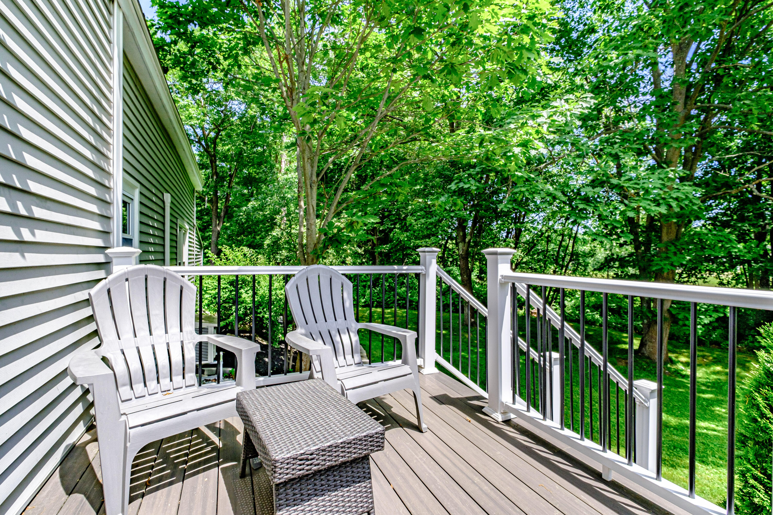 19 Ledgewood Drive