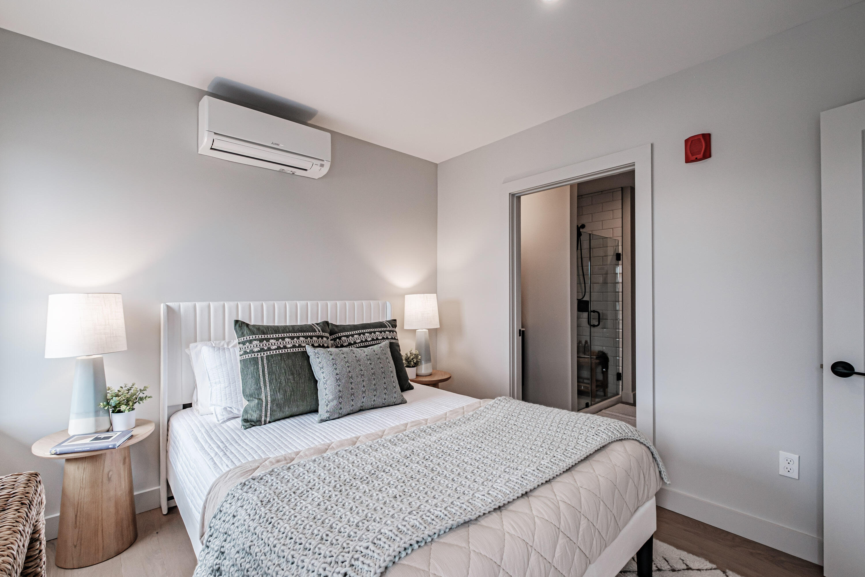 75 Chestnut Street 407