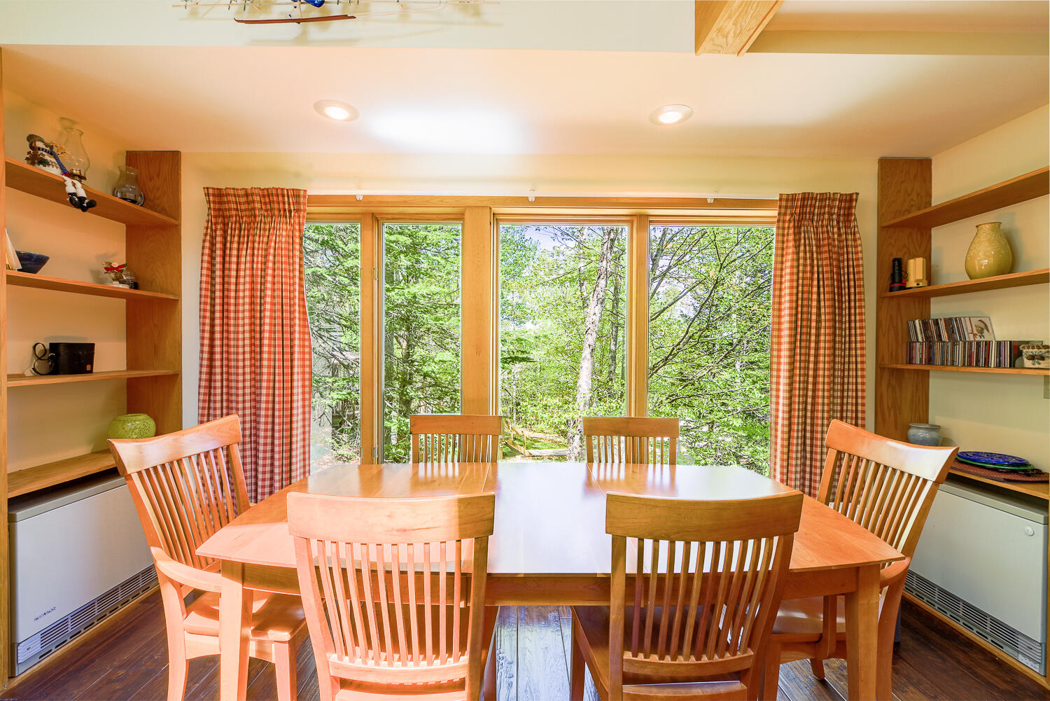 2341 Beech Road, 2341