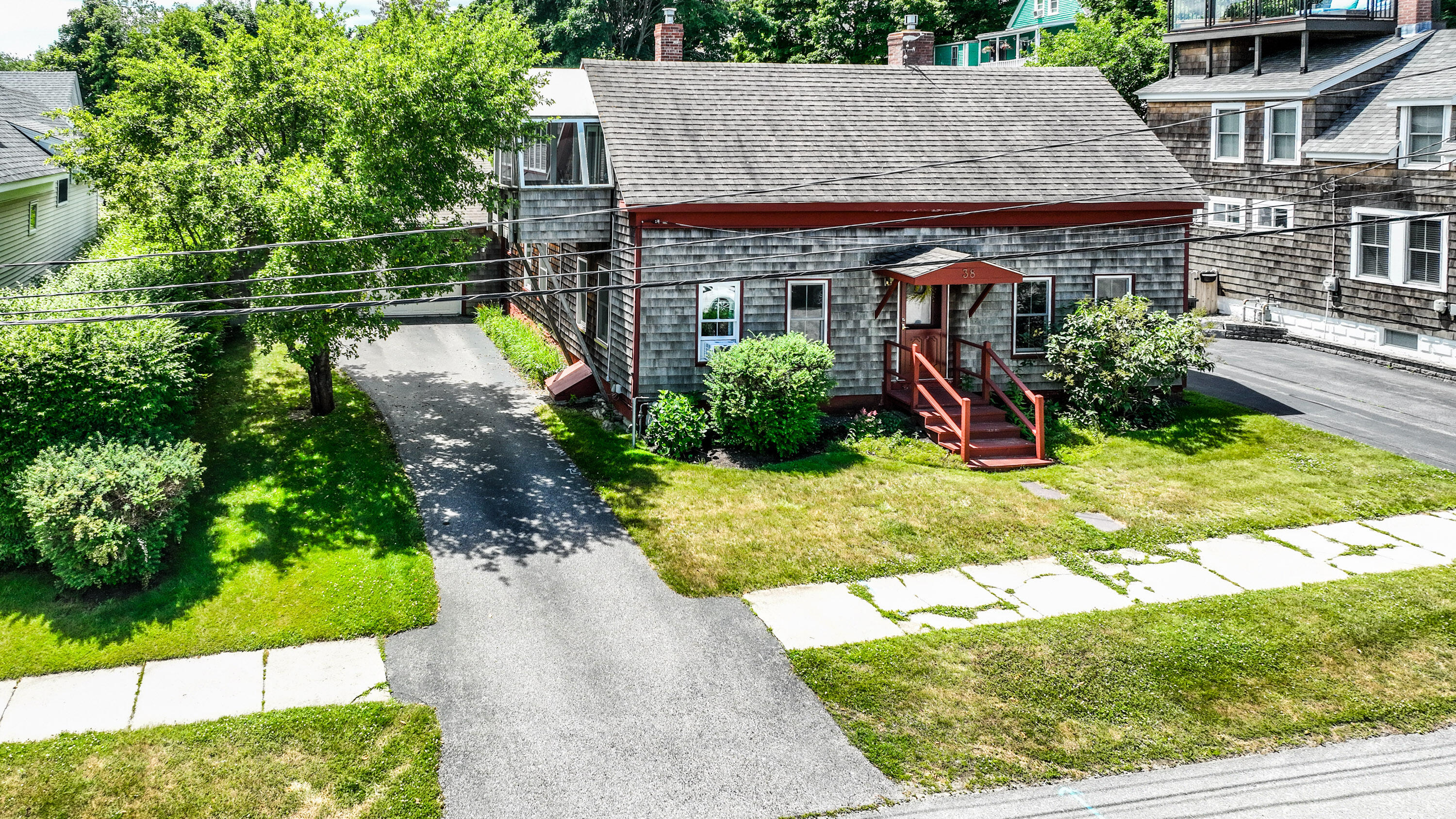 38 Myrtle Avenue
