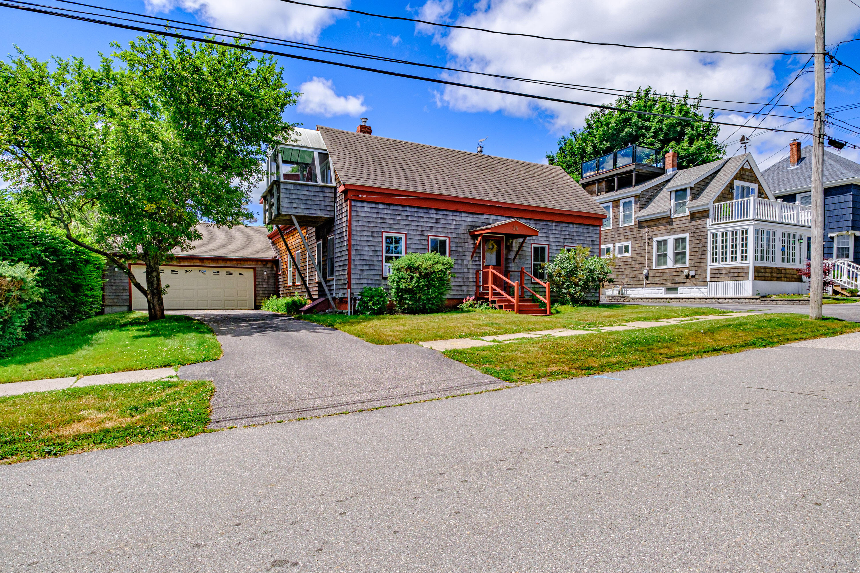38 Myrtle Avenue