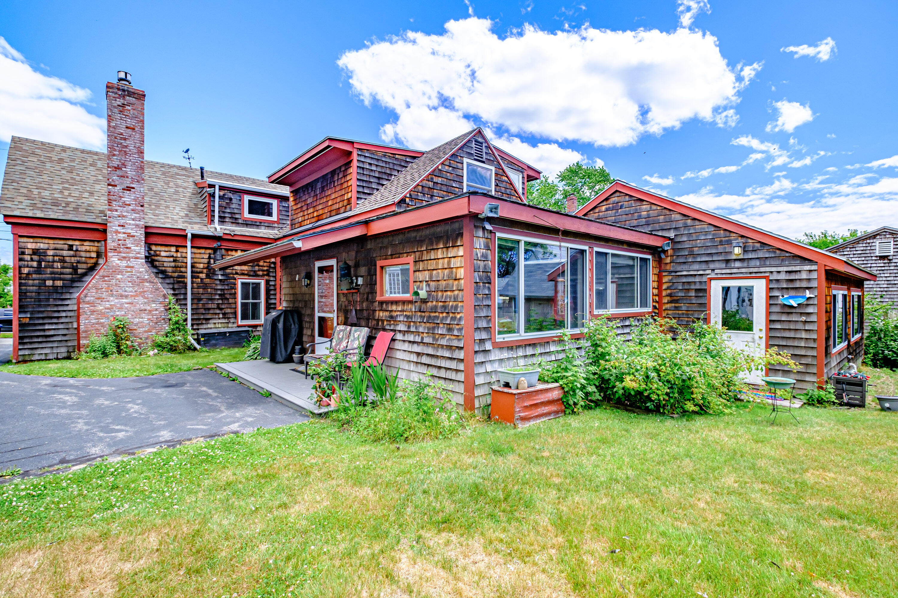 38 Myrtle Avenue