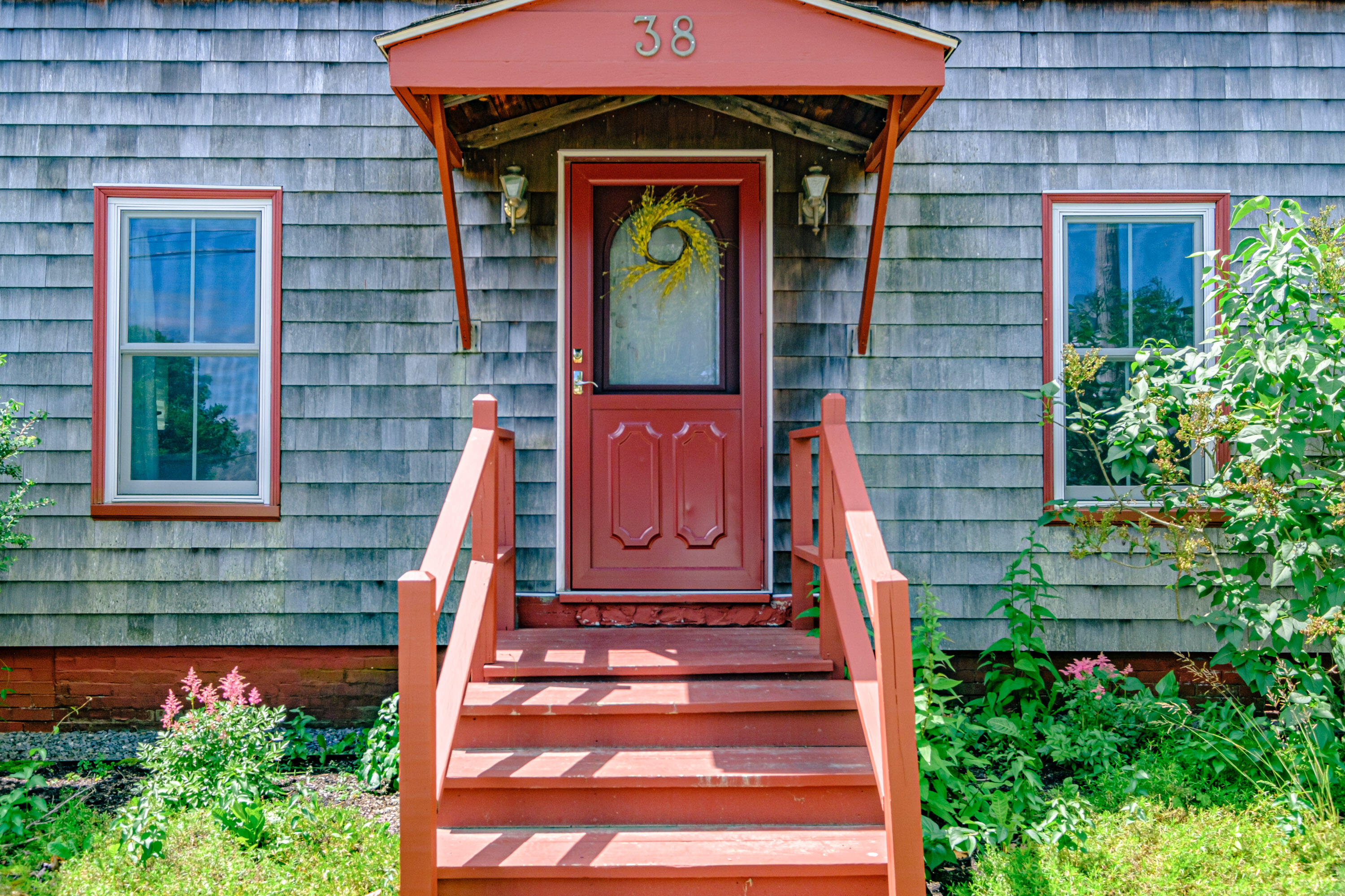 38 Myrtle Avenue