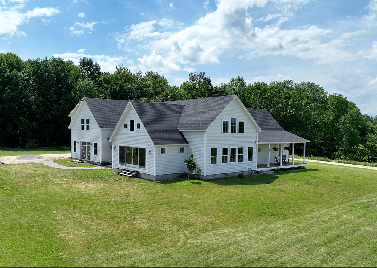 18 Leeward Passage