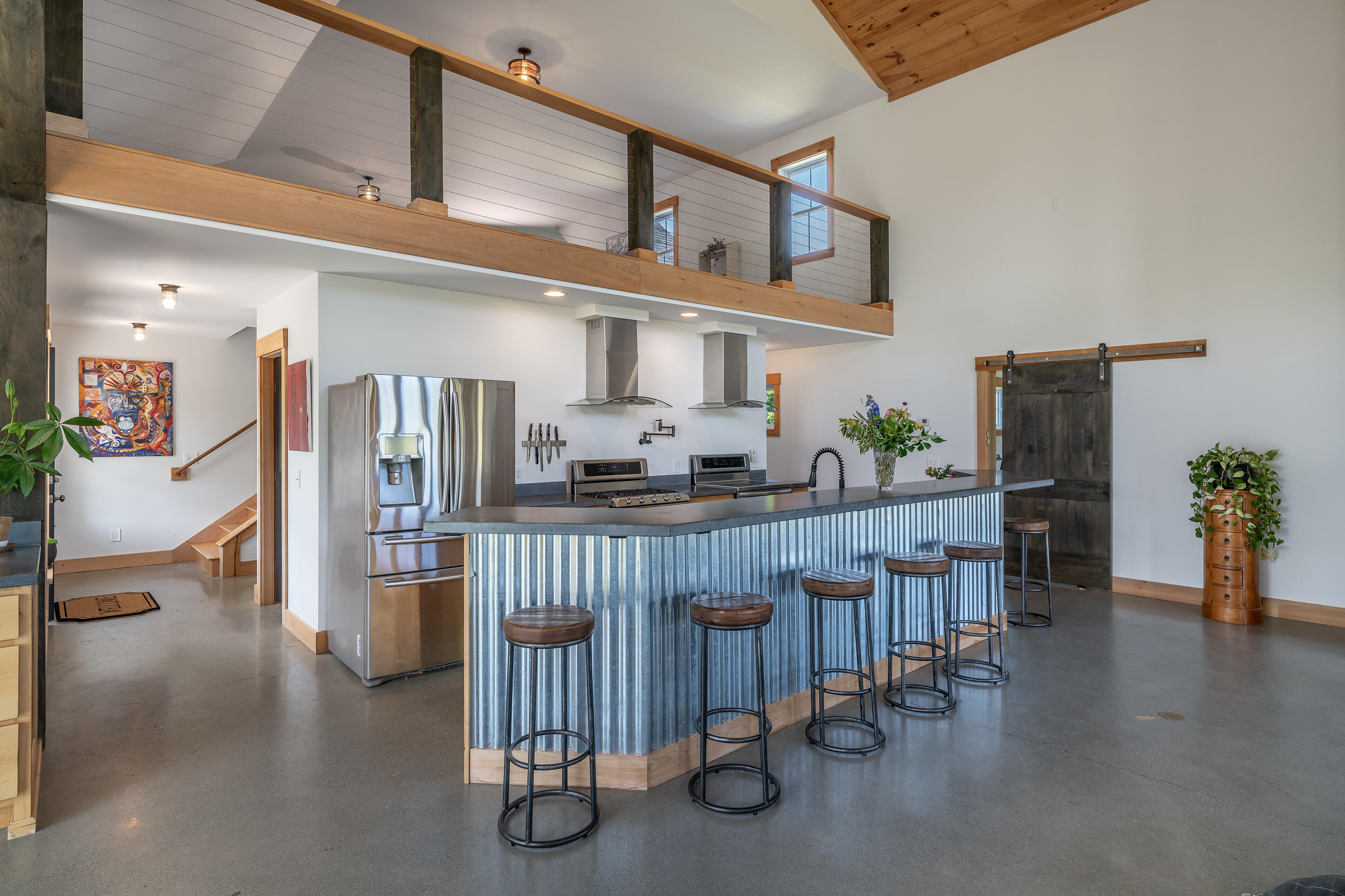 18 Leeward Passage