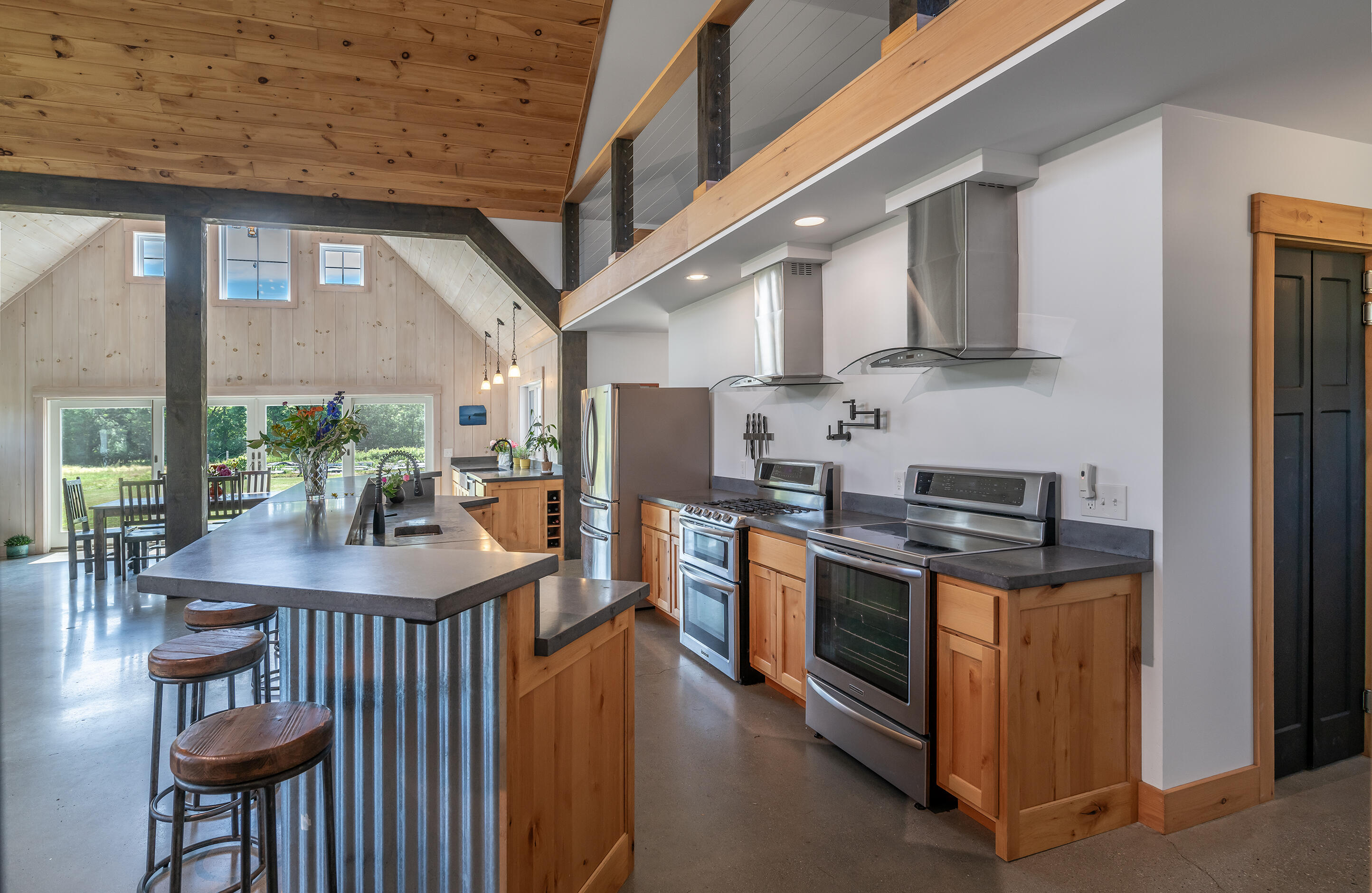 18 Leeward Passage