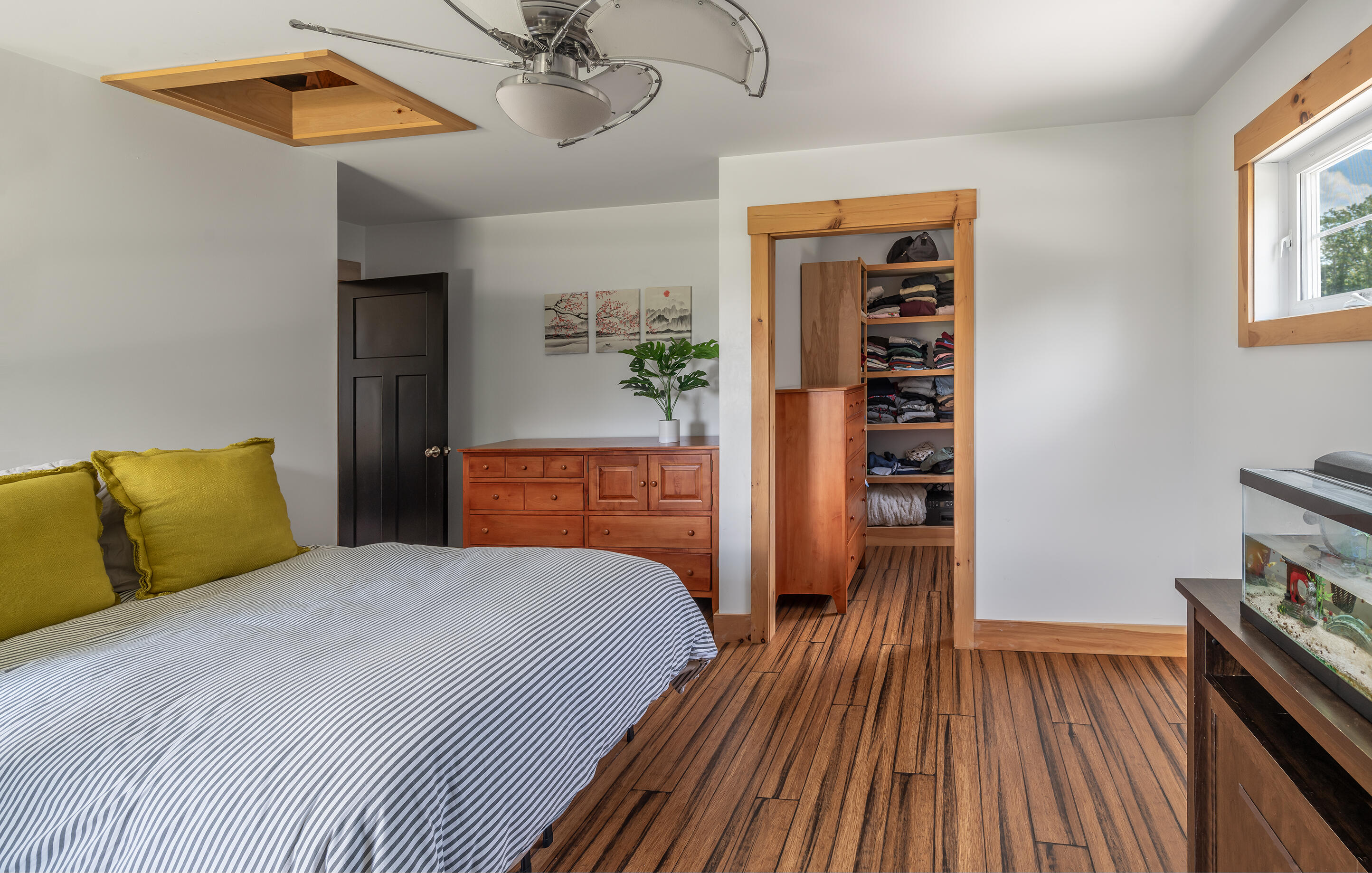 18 Leeward Passage
