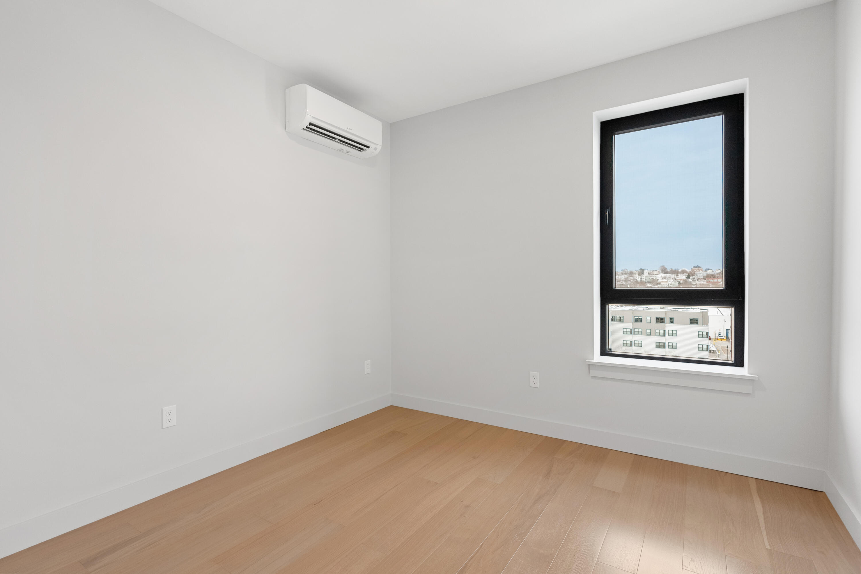 75 Chestnut Street, 706