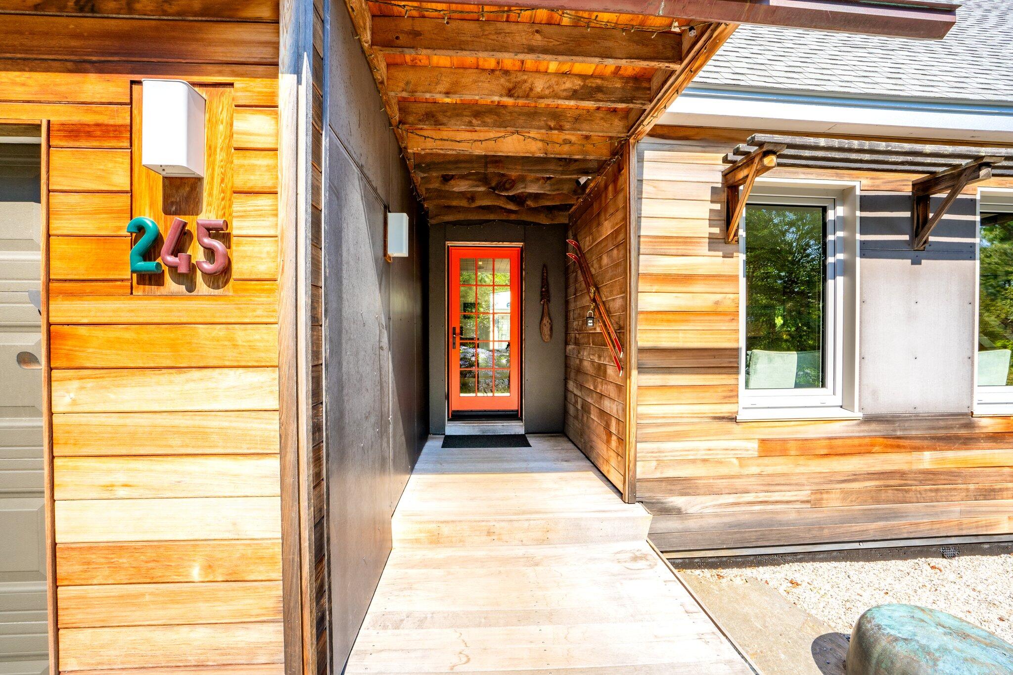245 Lower Flying Point Road