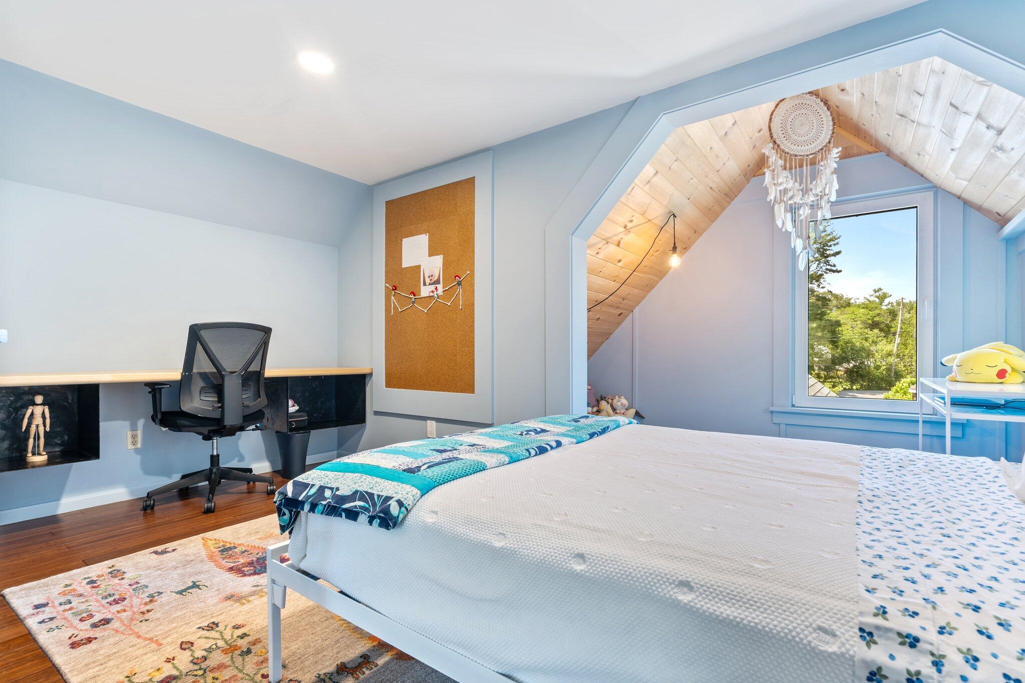 245 Lower Flying Point Road