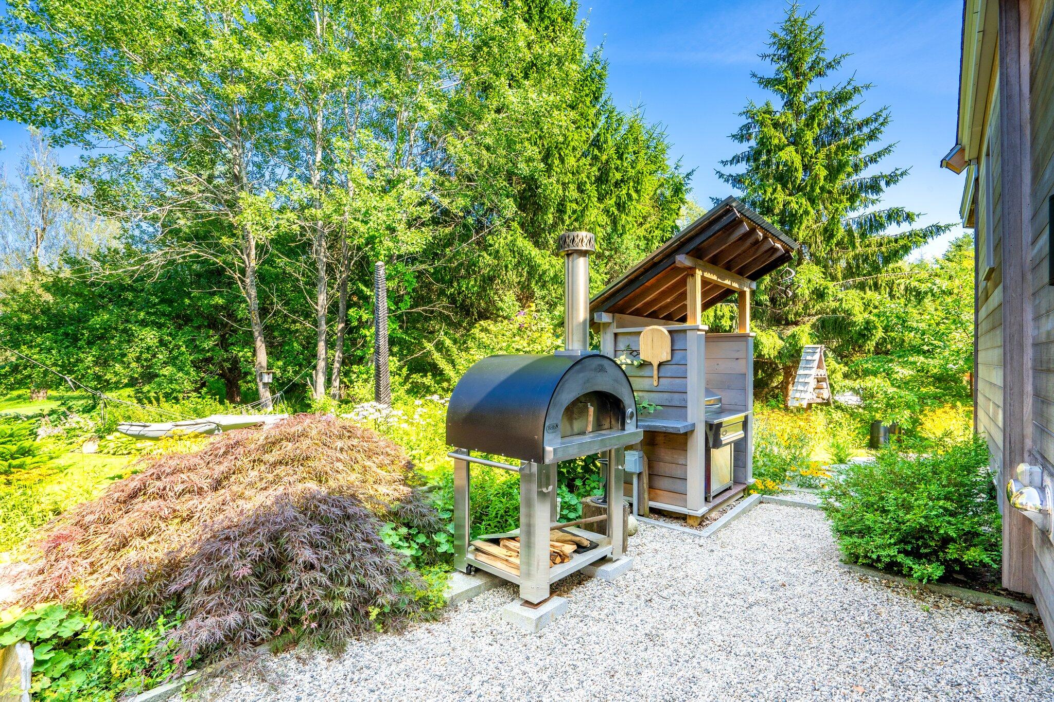 245 Lower Flying Point Road