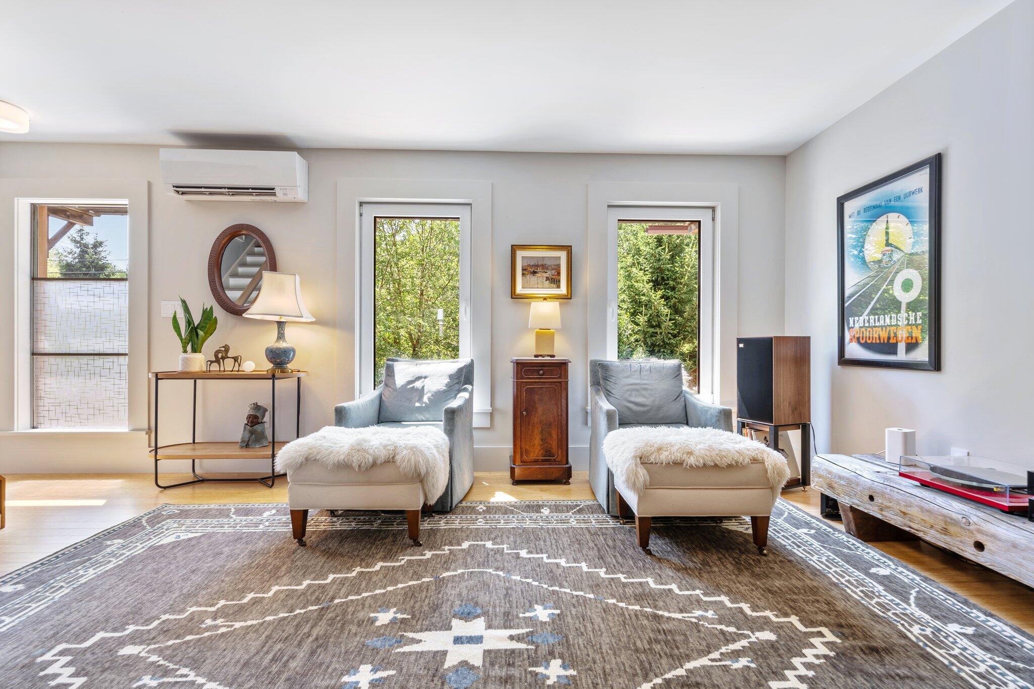 245 Lower Flying Point Road