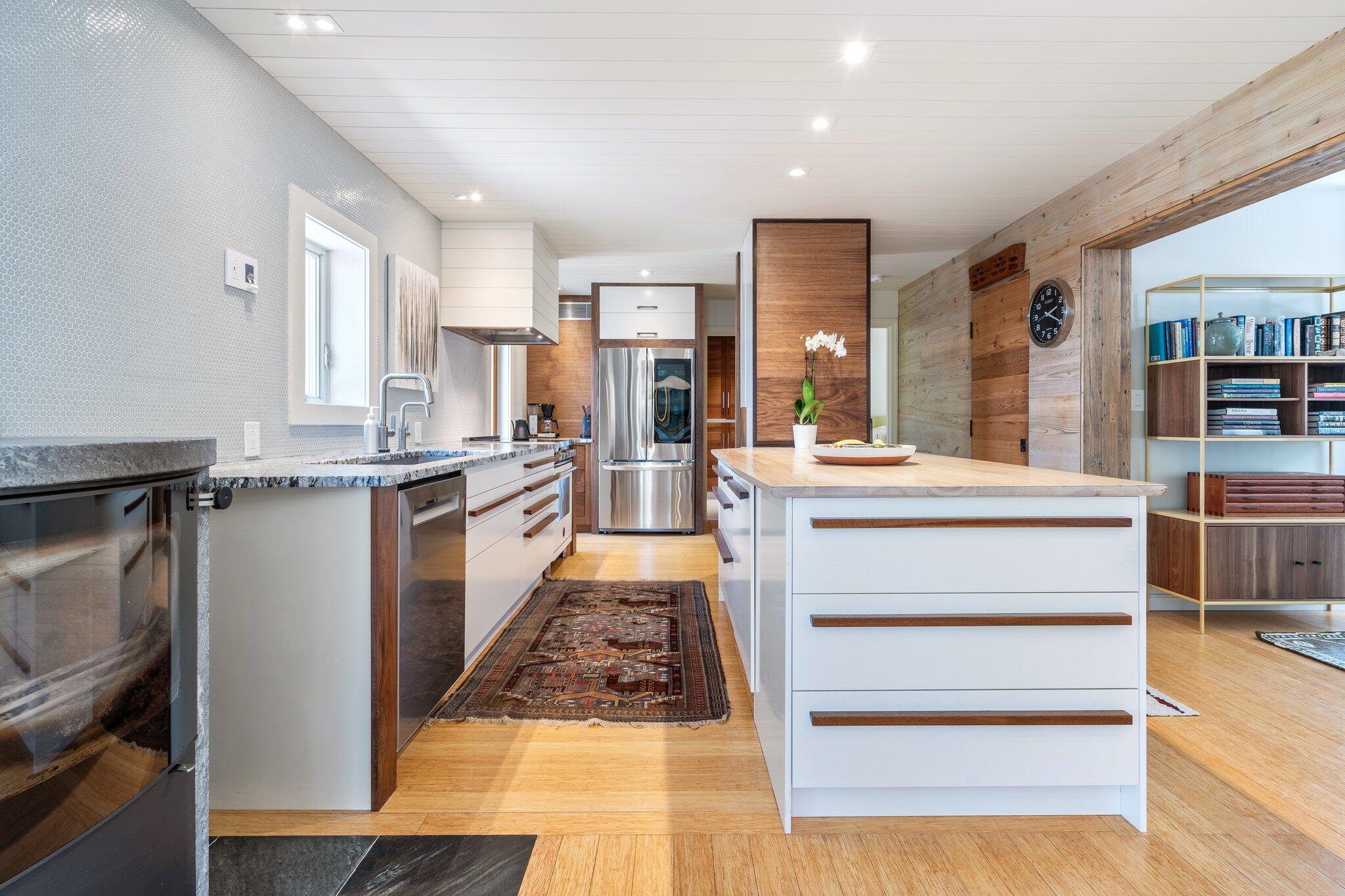 245 Lower Flying Point Road