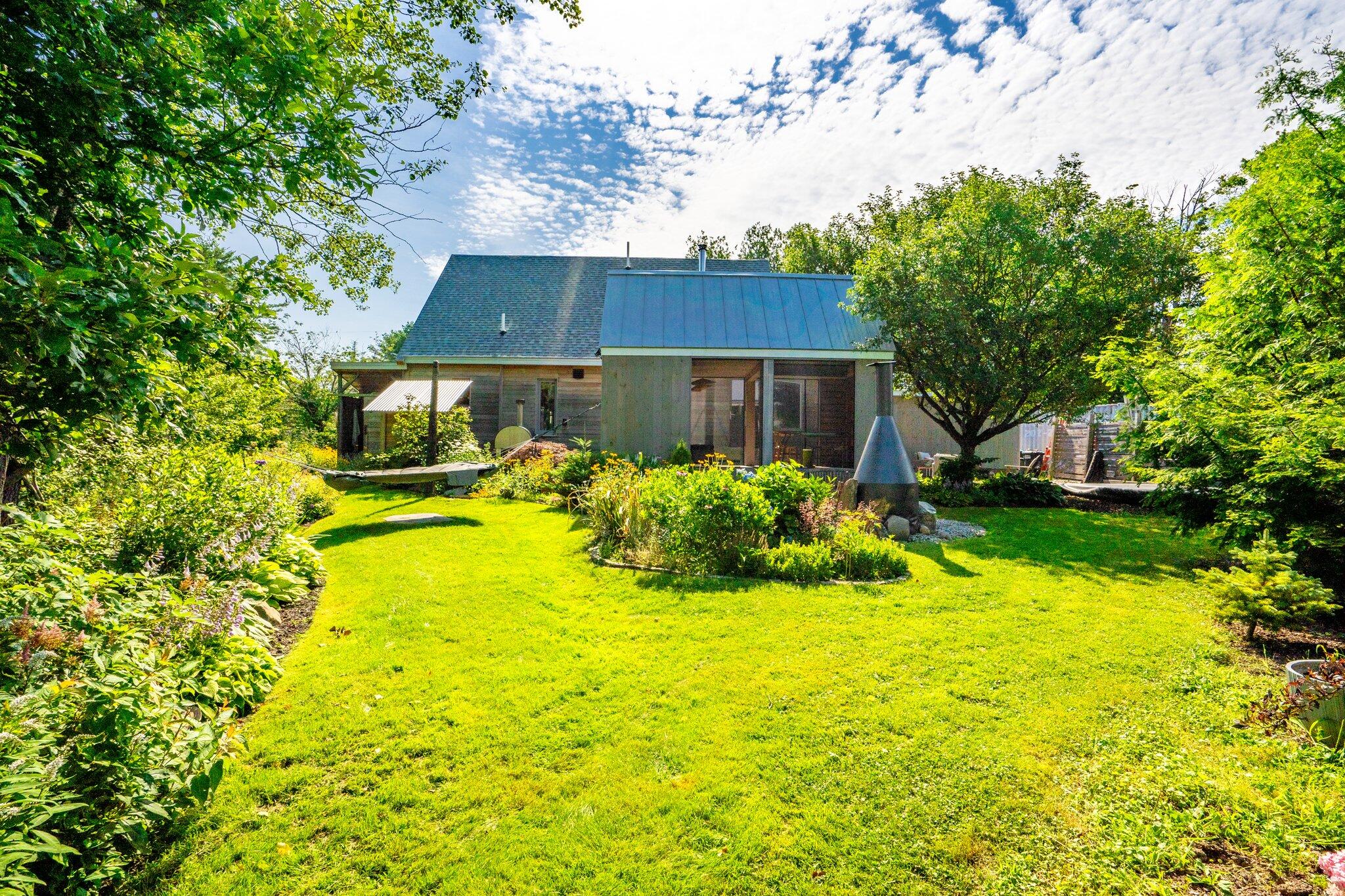 245 Lower Flying Point Road