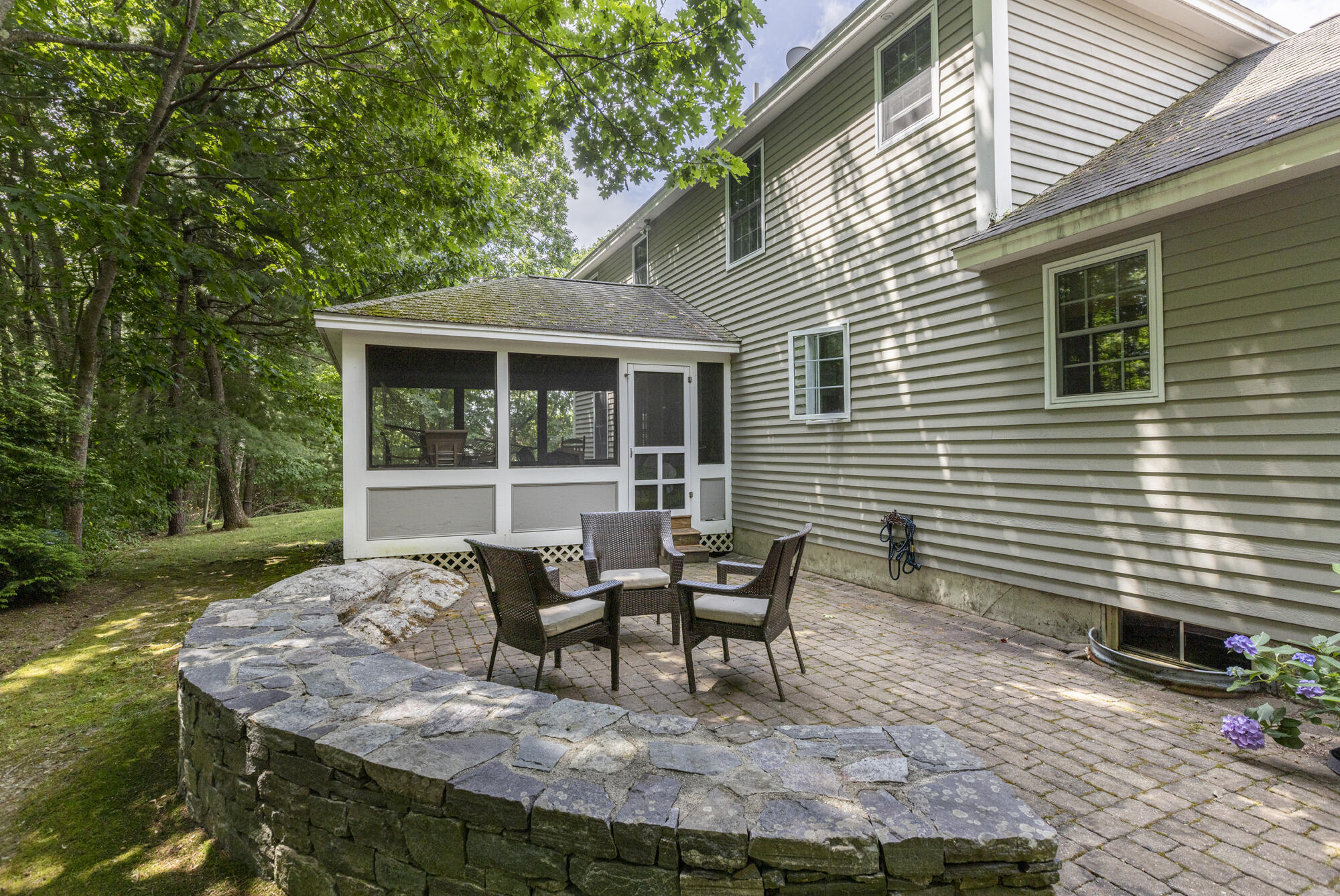 11 Northledge Terrace