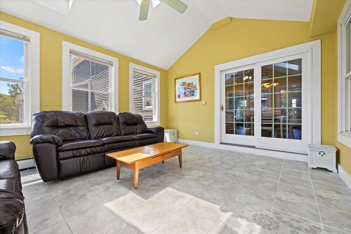 3 Coulthard Farms Road