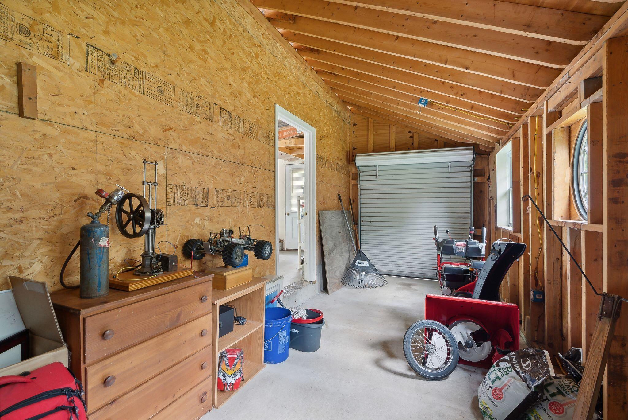 12 Spring Ridge Road