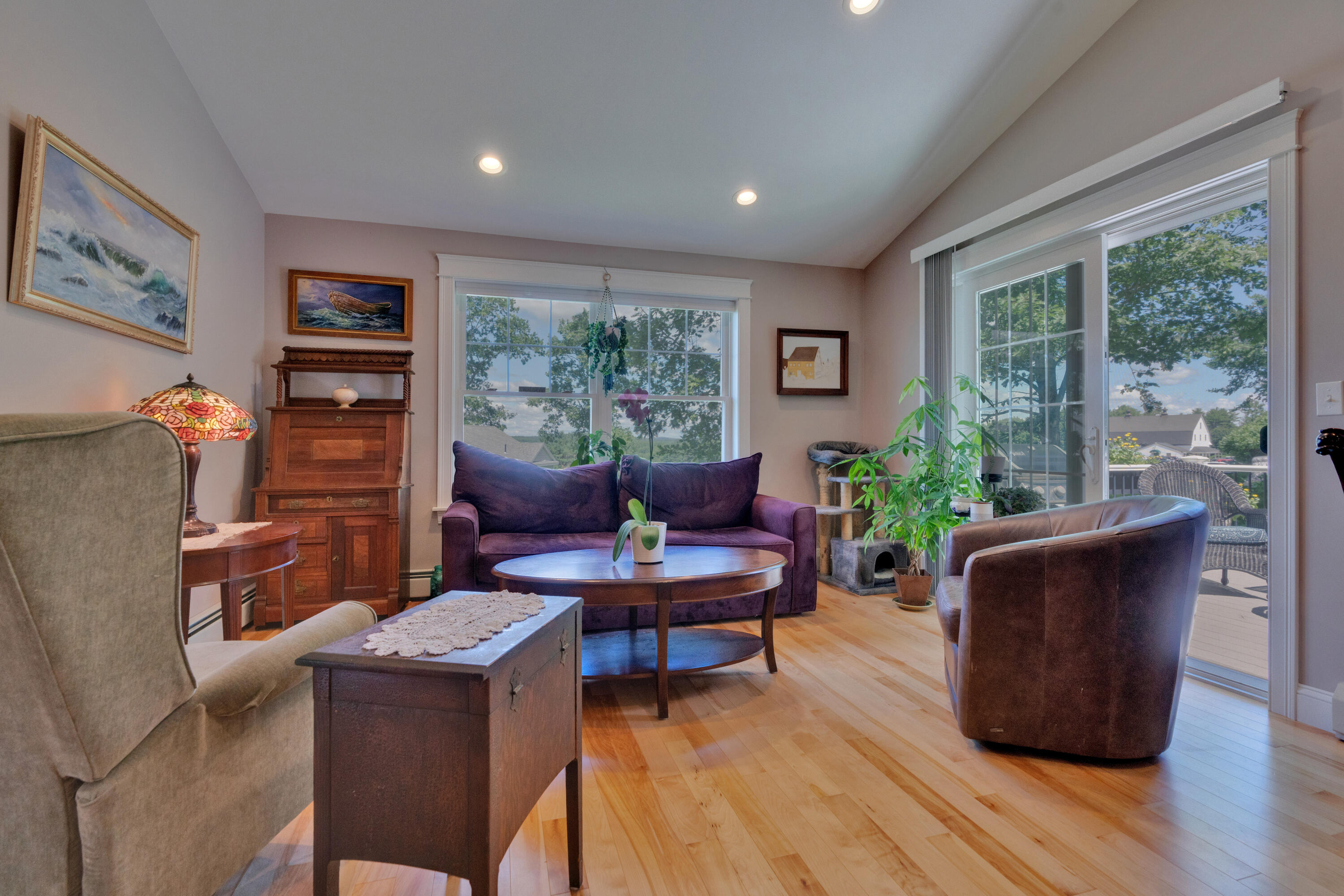 25 Callaway Drive, 25B