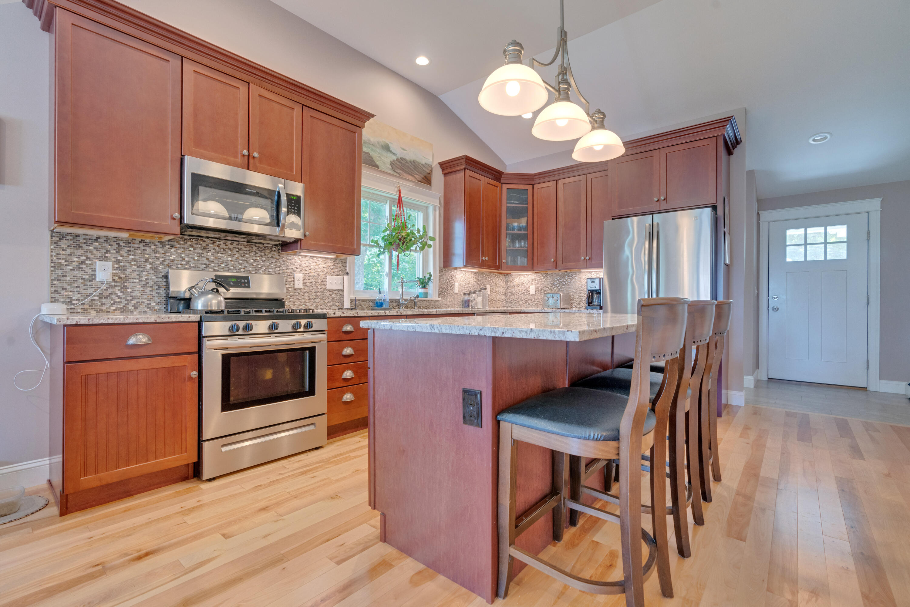 25 Callaway Drive, 25B