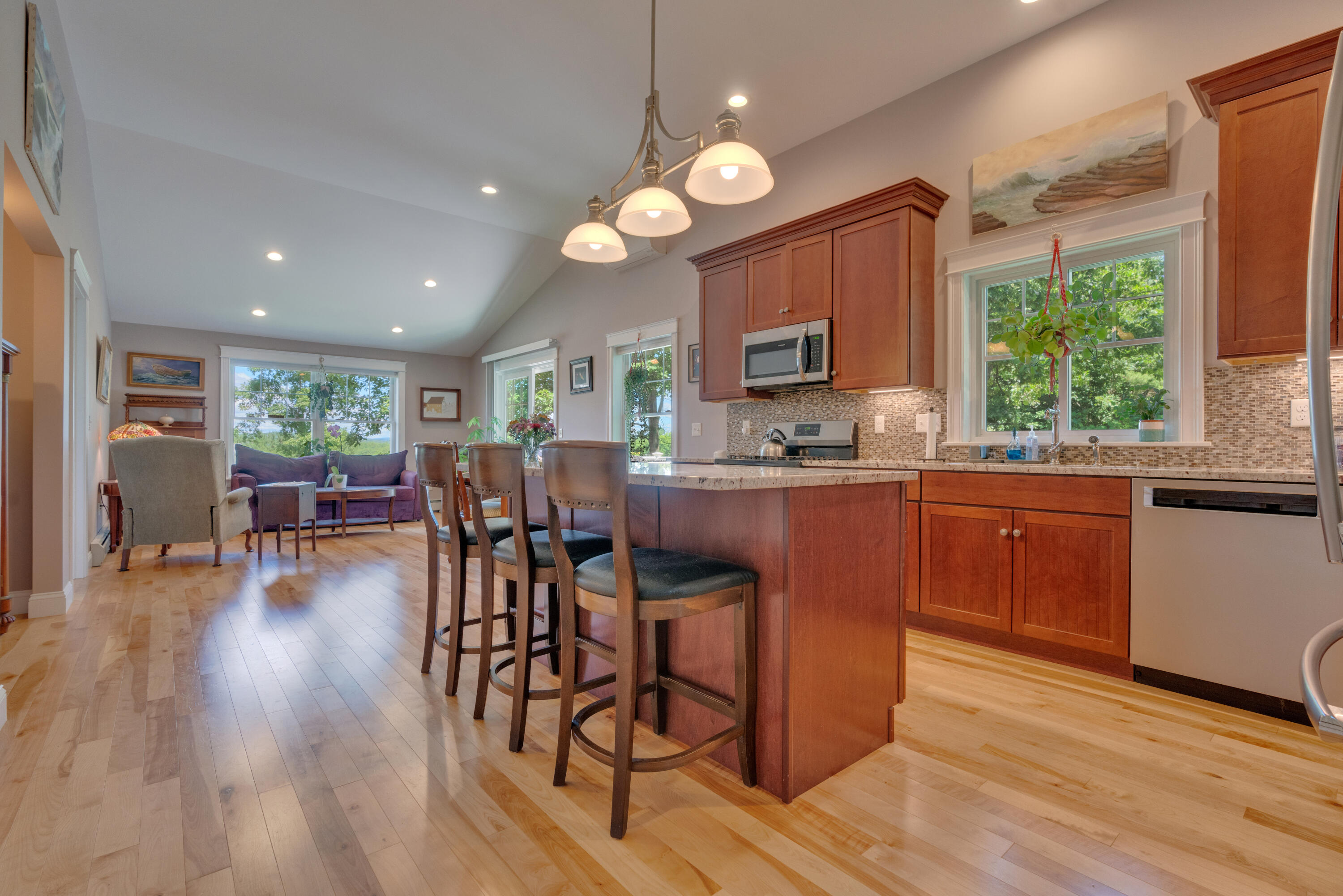 25 Callaway Drive, 25B