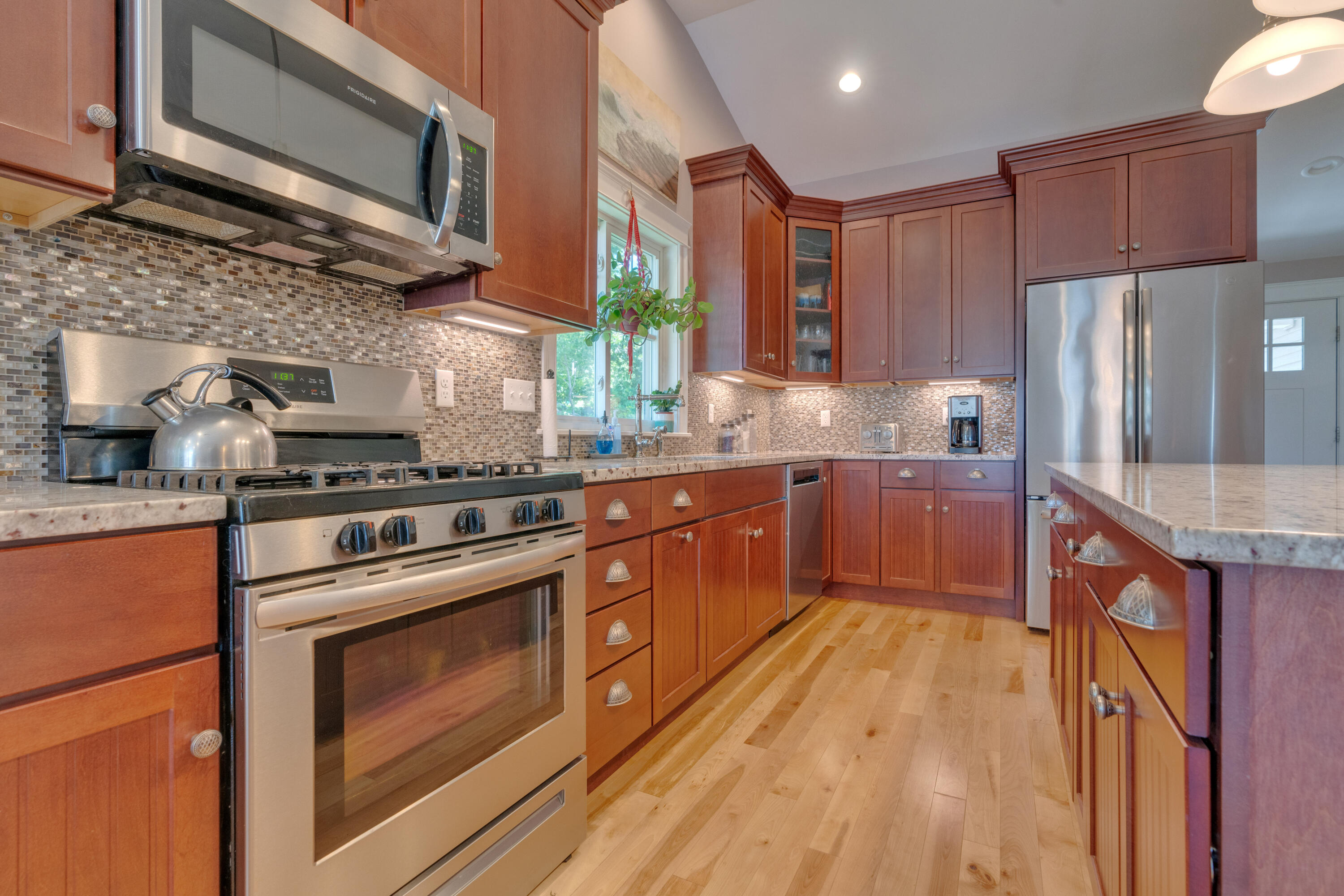 25 Callaway Drive, 25B